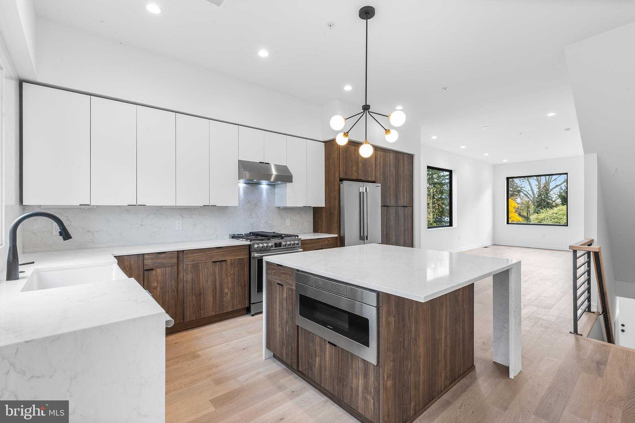 265 Delmar St # B photo 2