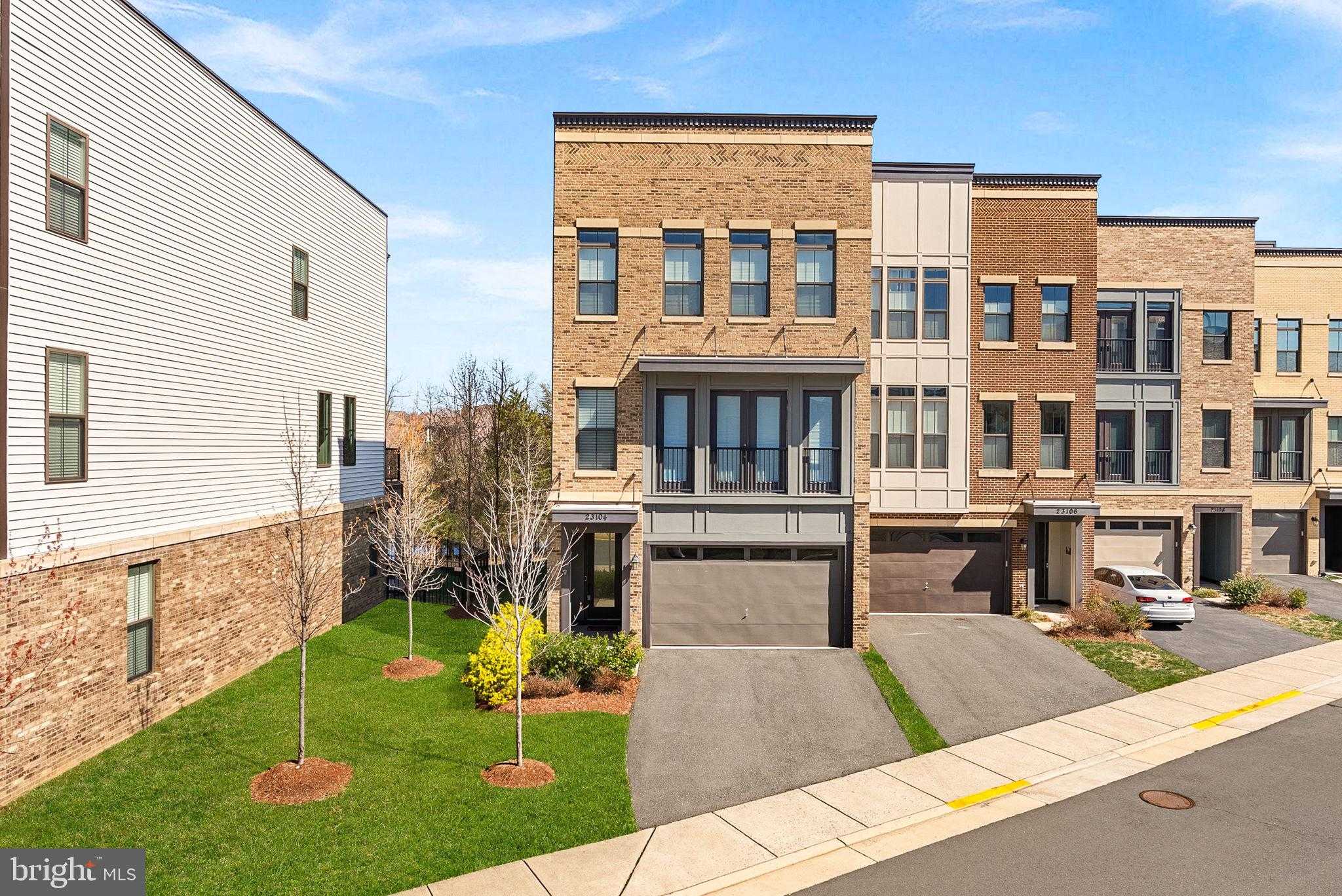 23104 Sullivans Cove Sq photo 2