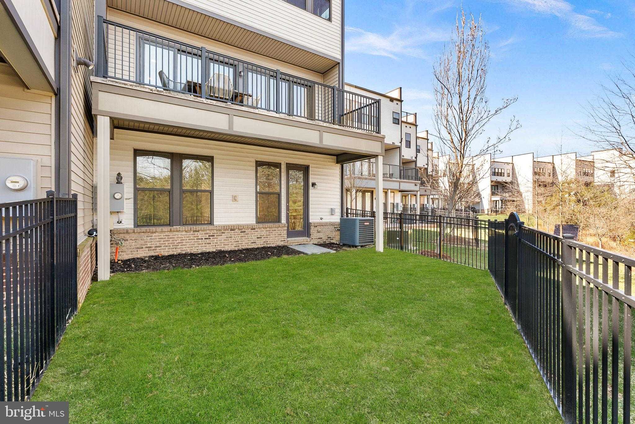 23104 Sullivans Cove Sq photo 61