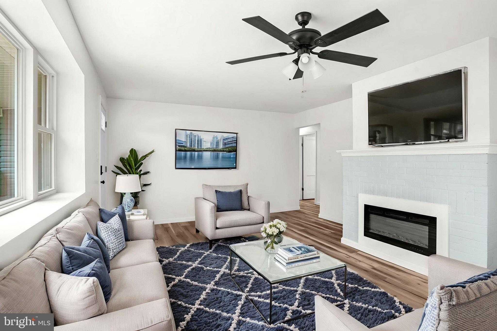 19717 Oak CT photo 8