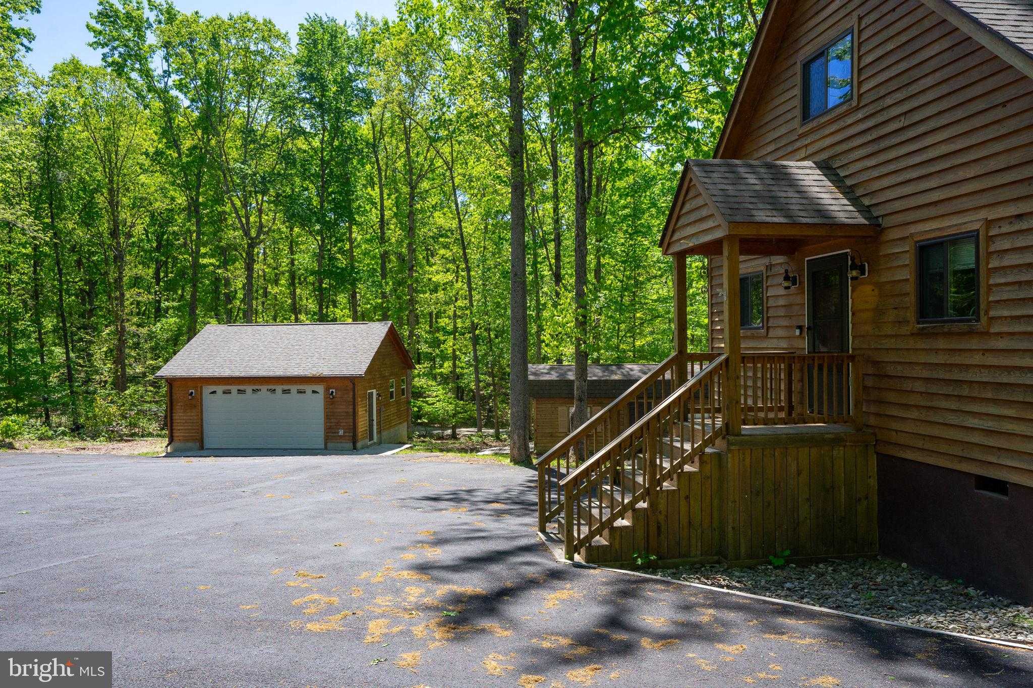 10706 Ropers Run photo 63