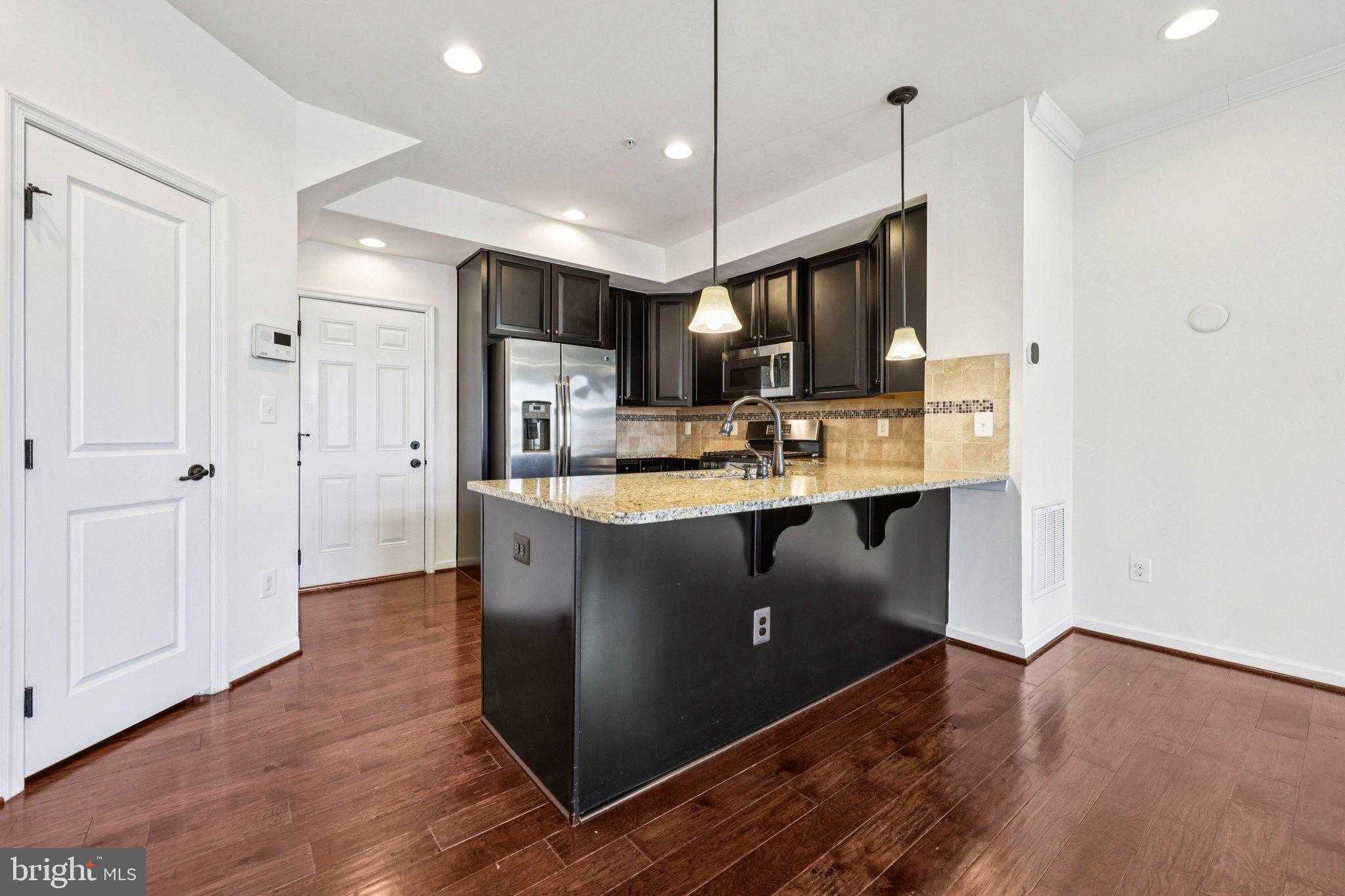 26052 Braided Mane Ter photo 10