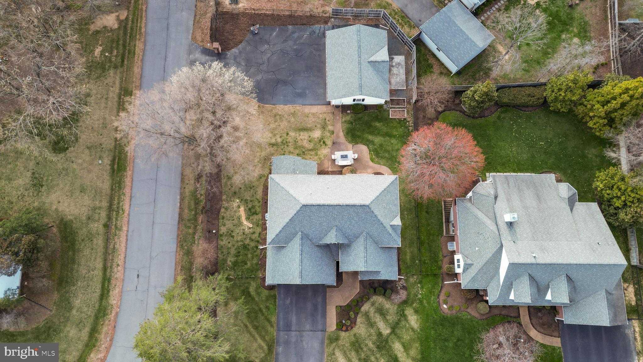 6208 Guilford Dr photo 61