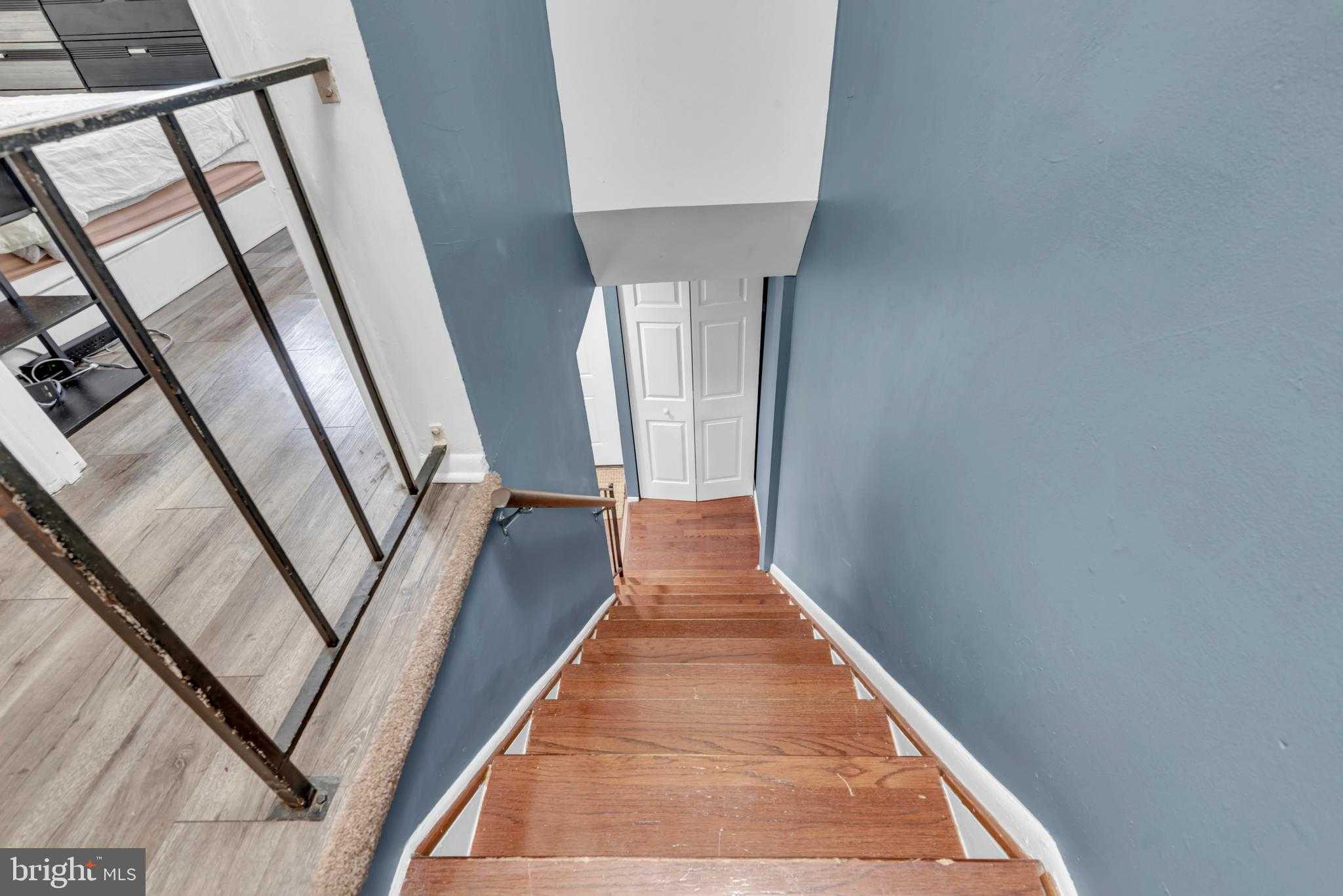 8221 Parham CT photo 17