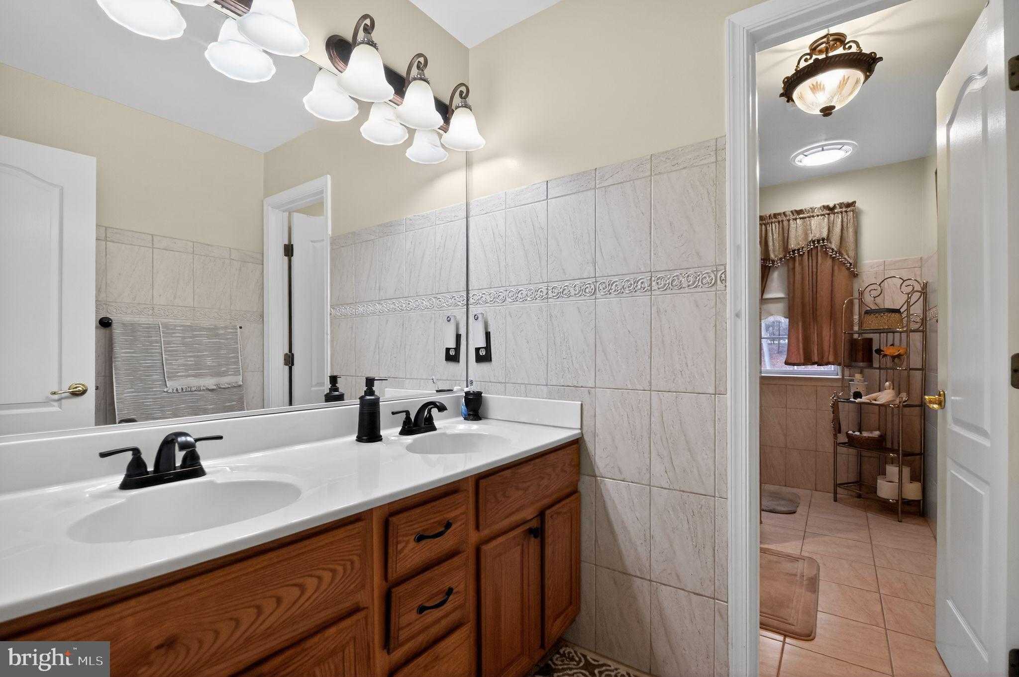 5837 Rhode Island Dr photo 34