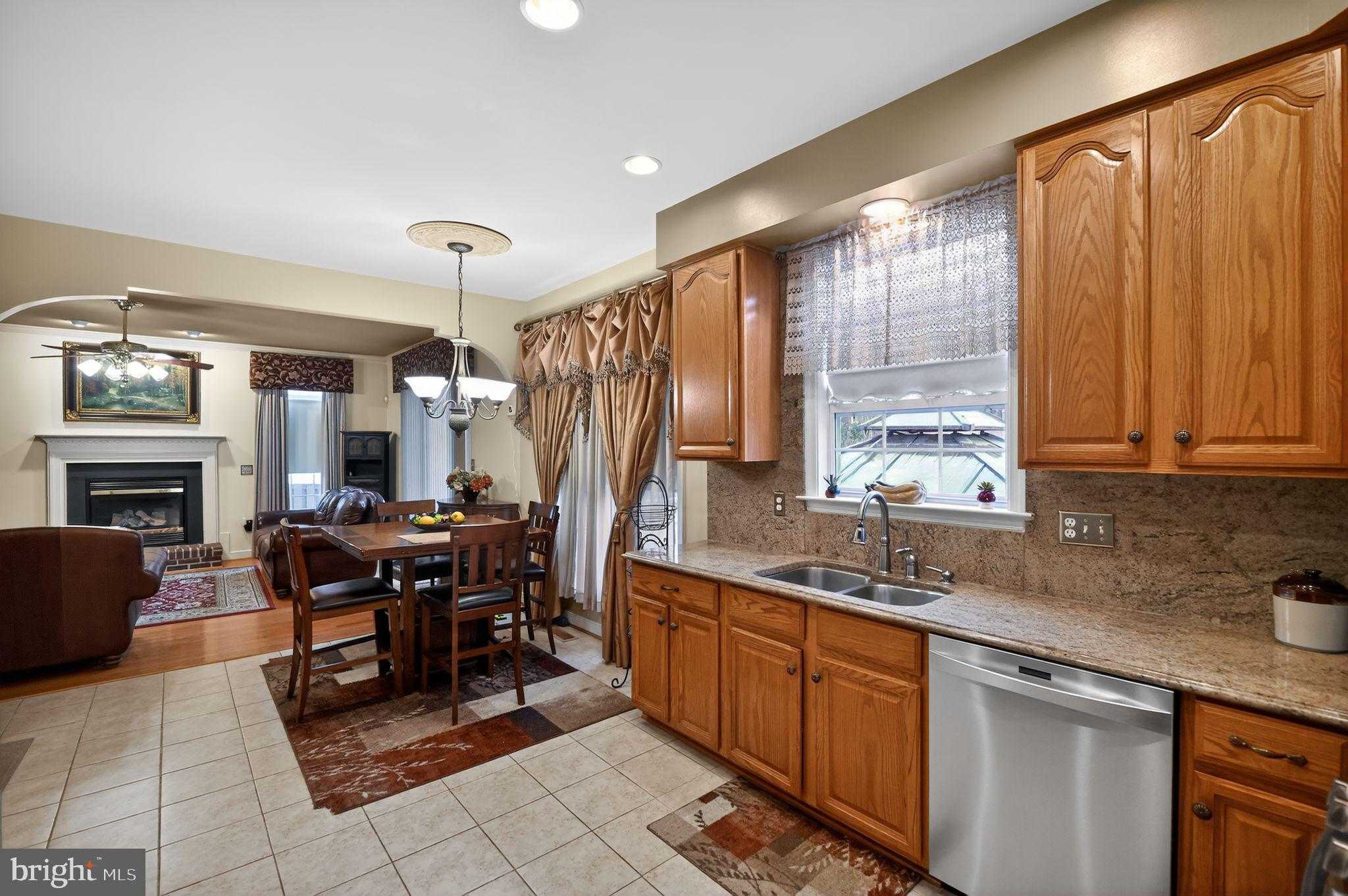 5837 Rhode Island Dr photo 9