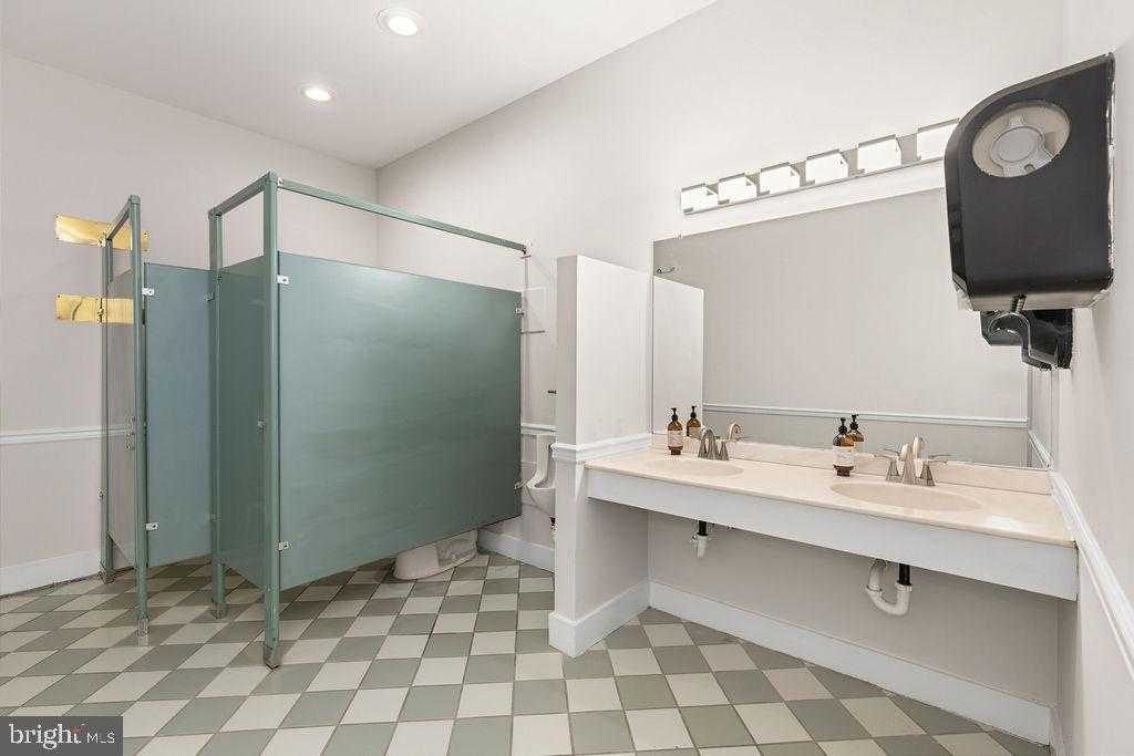 838 Bowling Green Rd photo 49