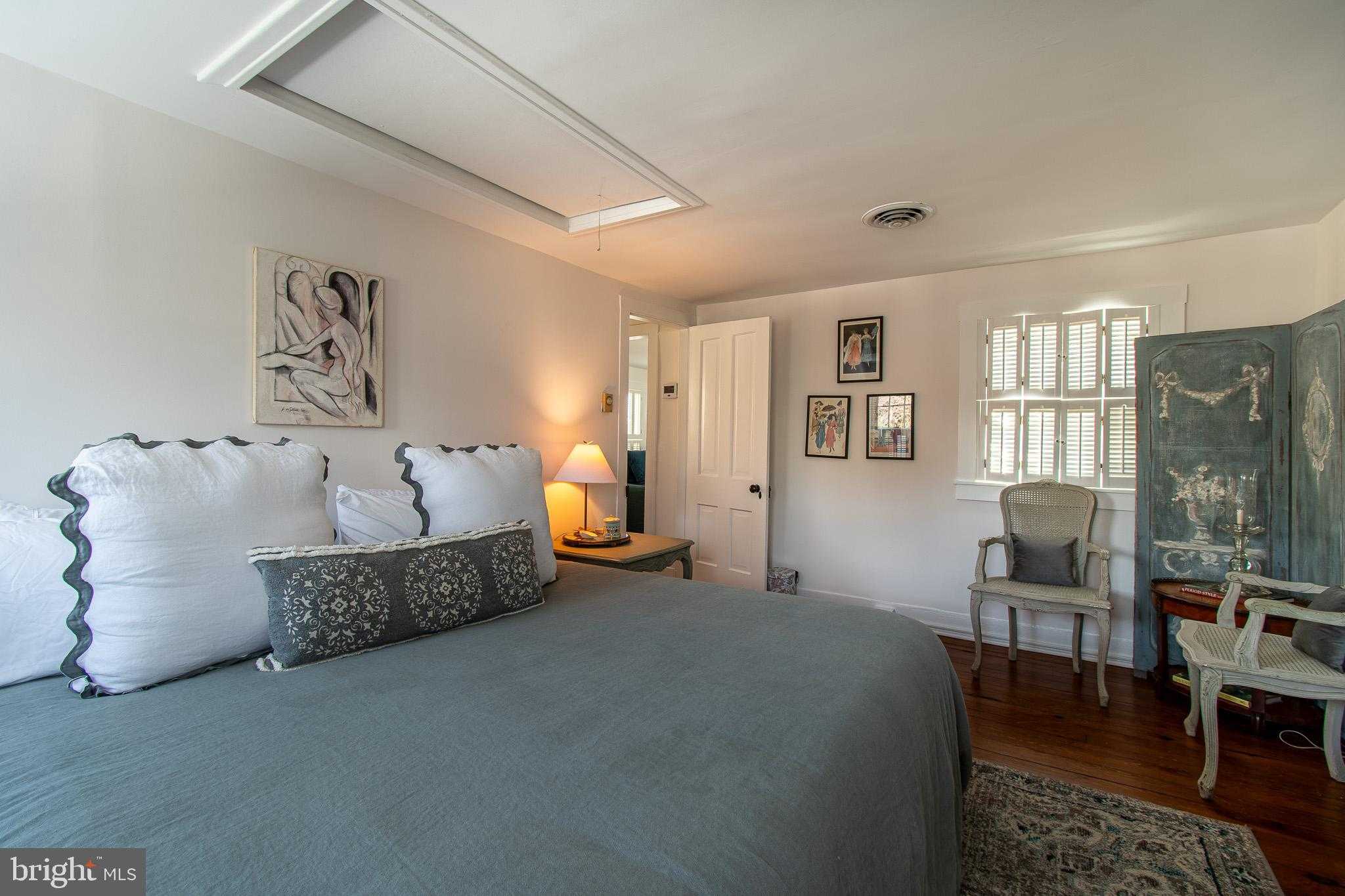 114 E Chew Ave photo 30