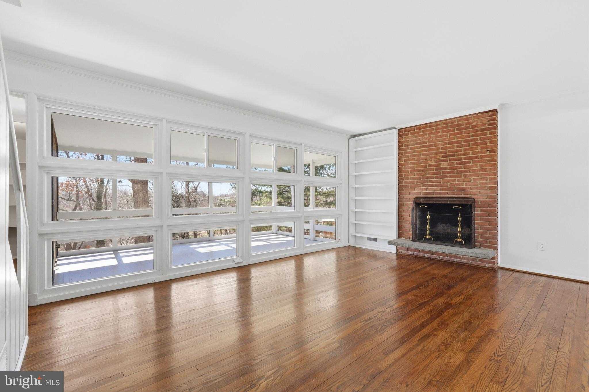 835 Bowie Rd photo 13