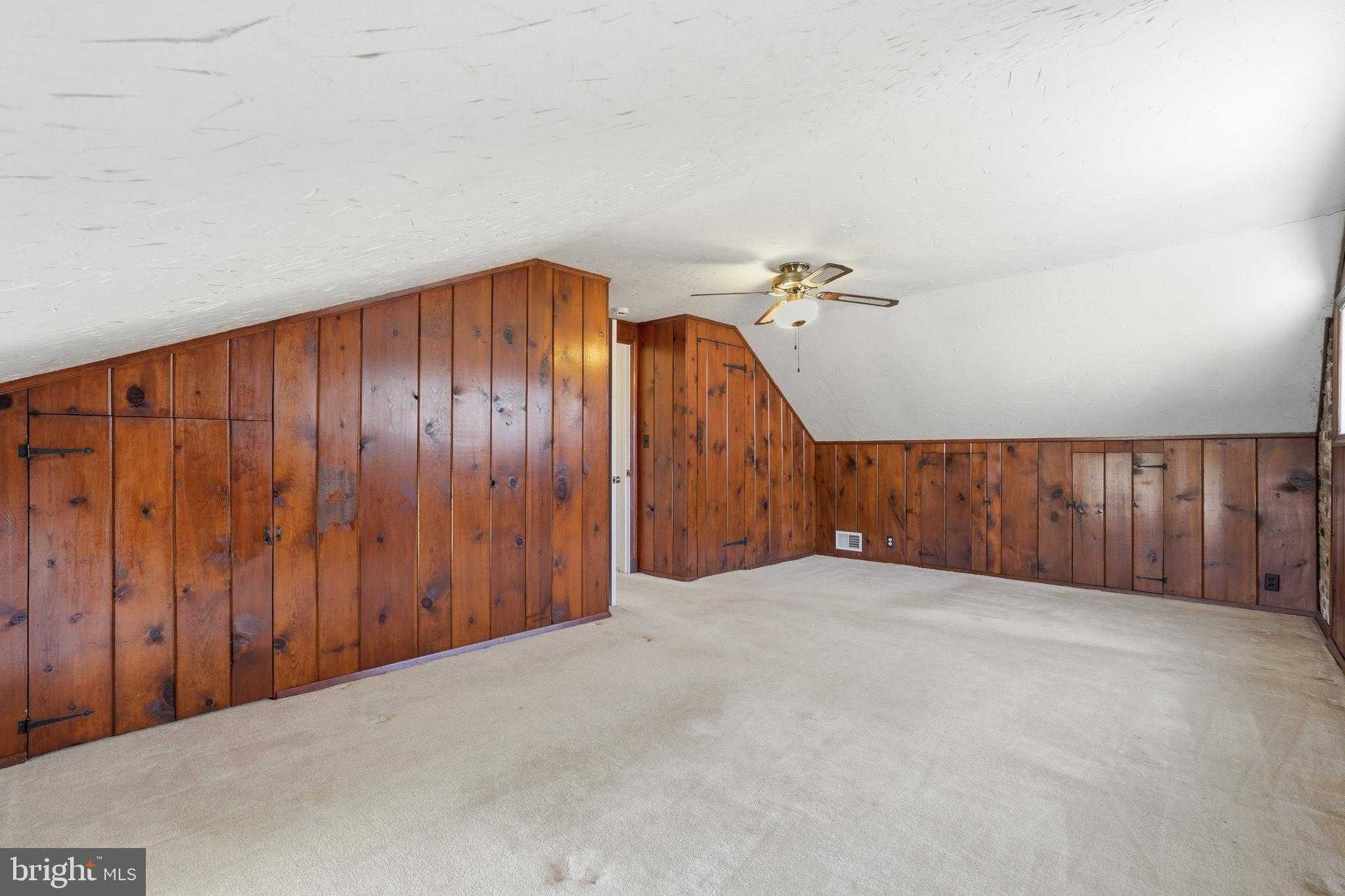 835 Bowie Rd photo 30