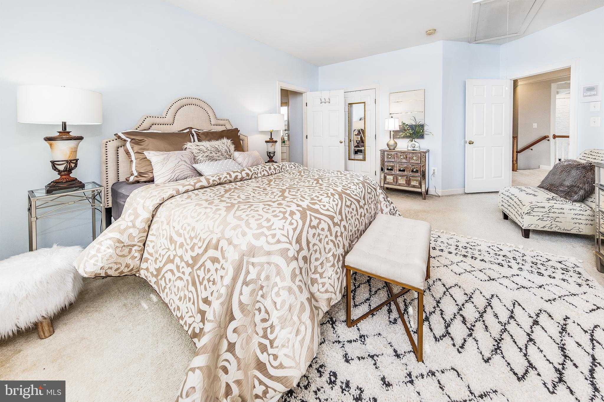 15706 Copper Beech Dr photo 35