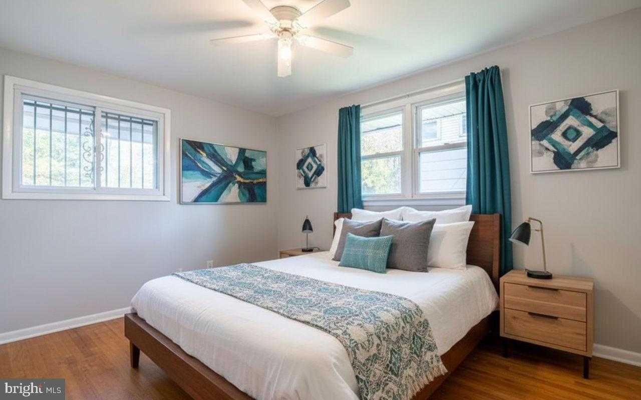 4610 Schley Ave photo 4