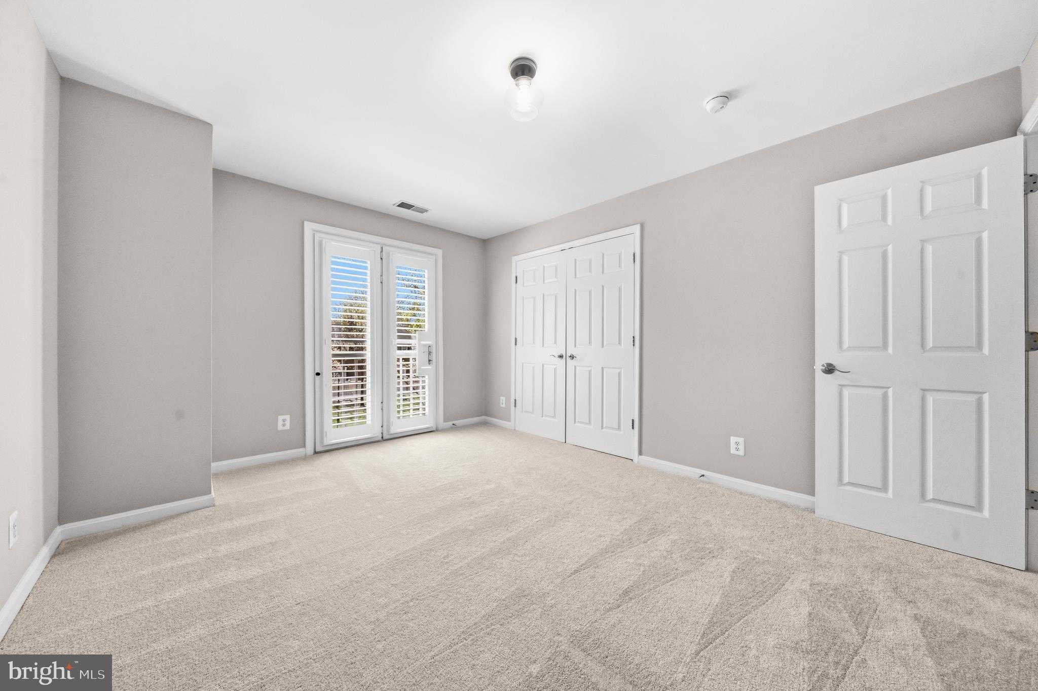 1589 N Van Dorn St # B photo 25