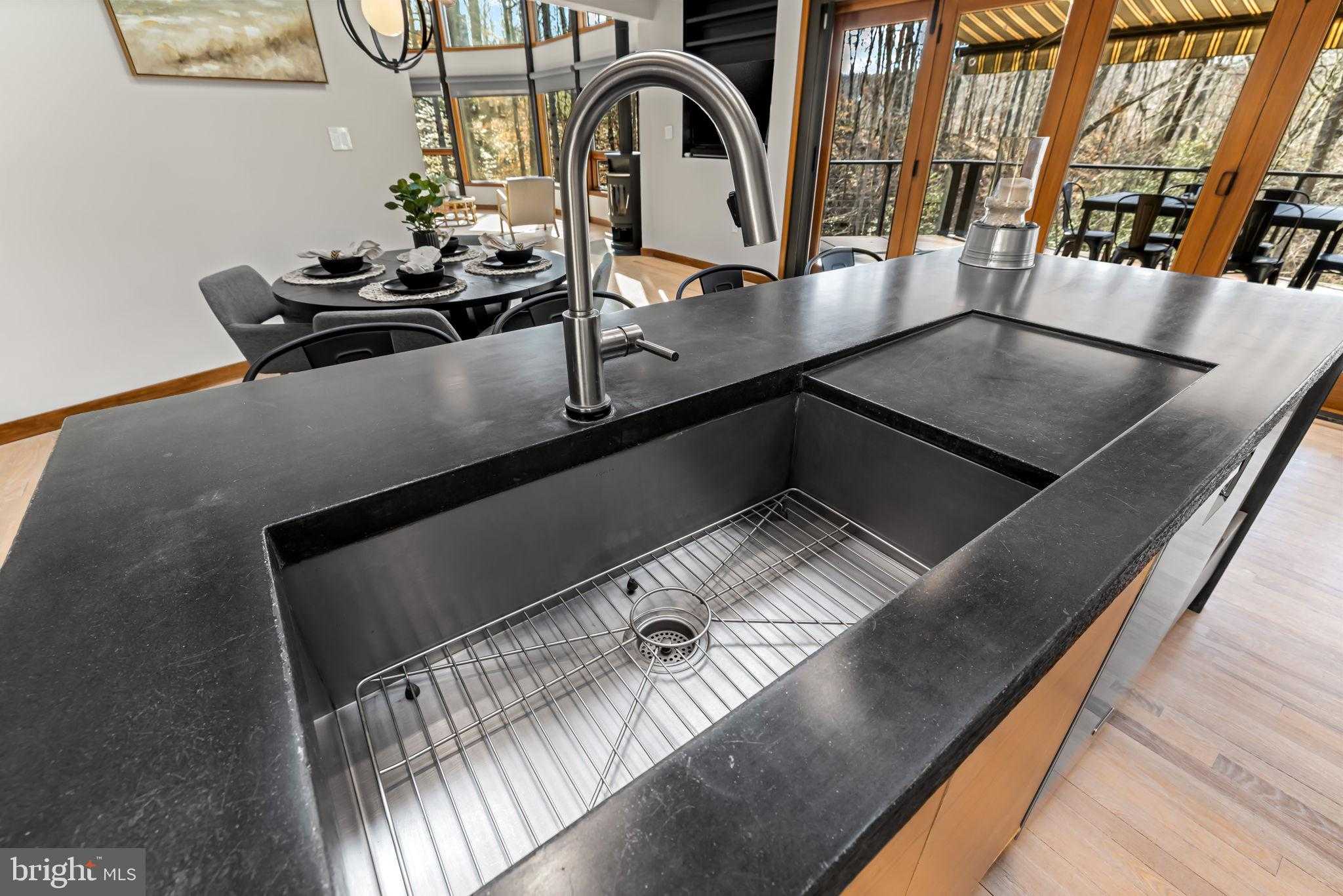 1840 Shore Dr photo 19