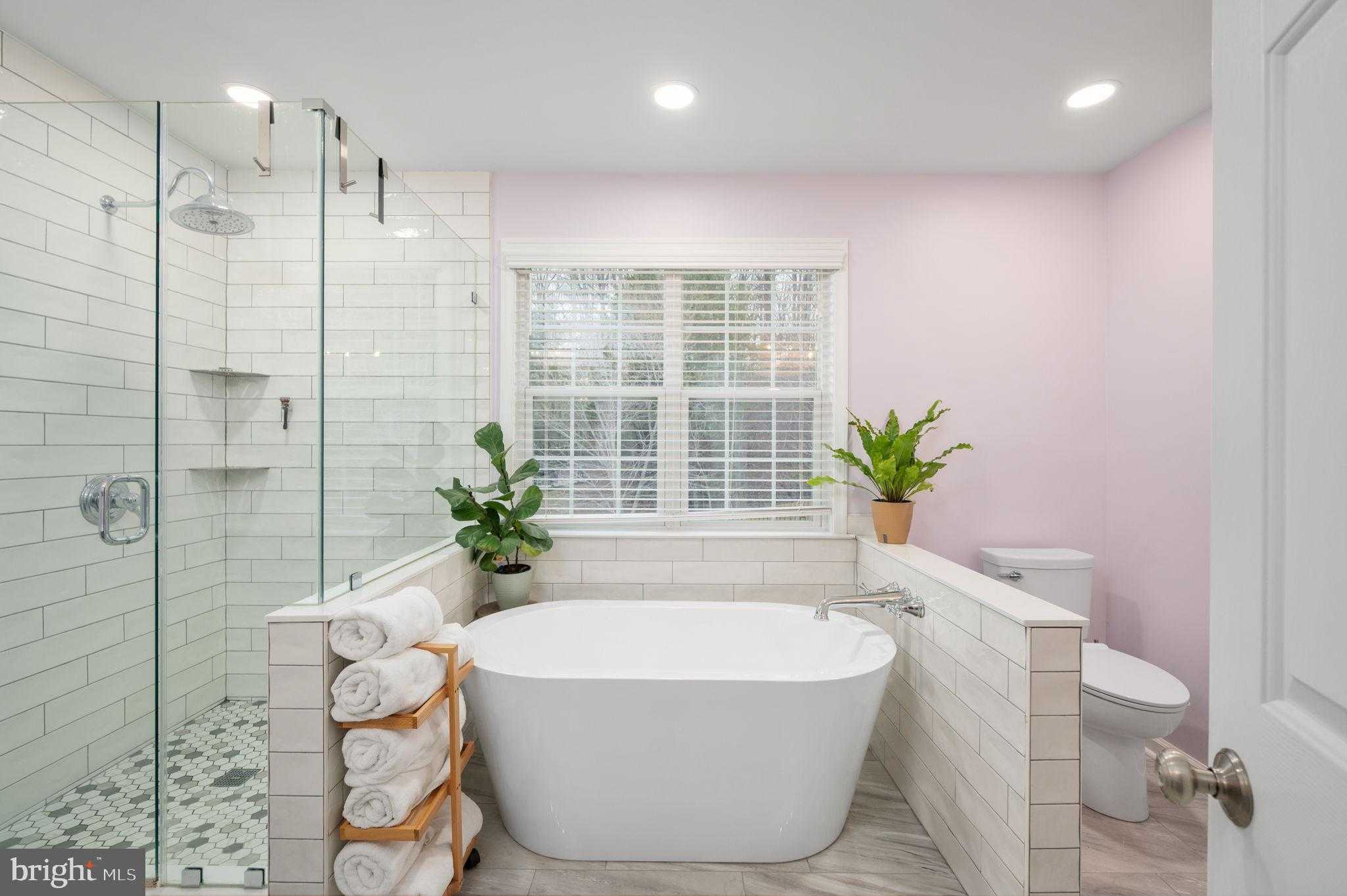 3623 Carolina CT photo 5