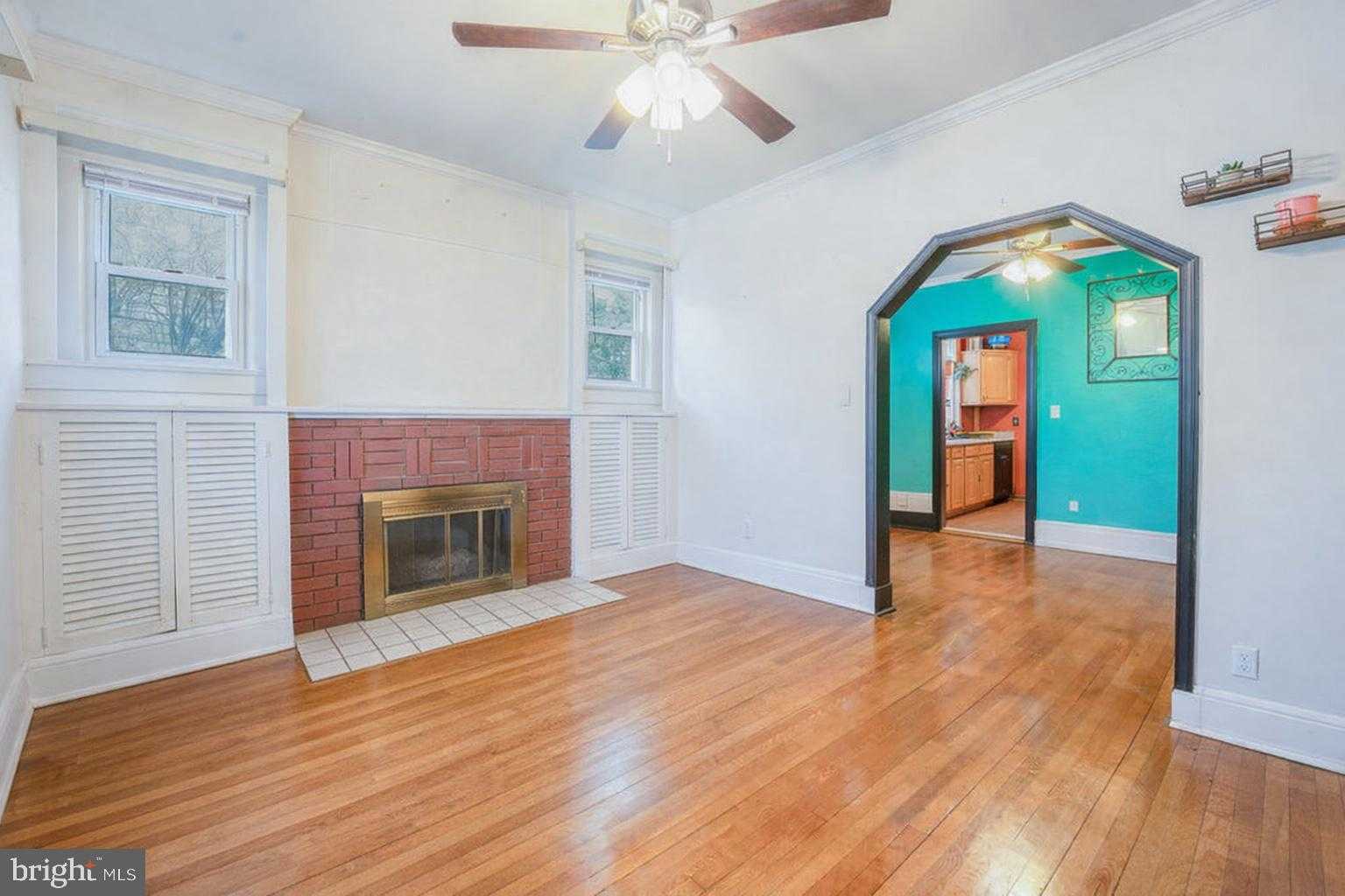 4017 Ingraham St photo 5