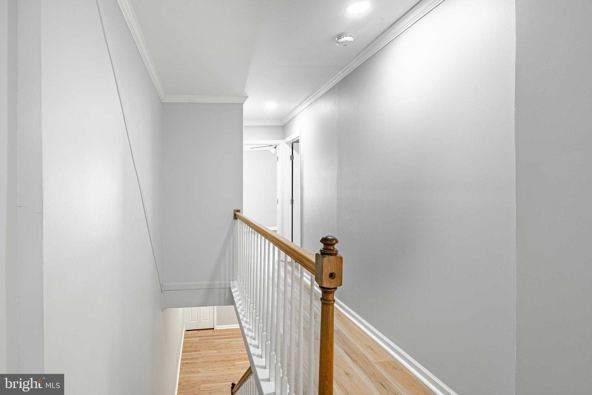 313 S 1st Ave photo 11