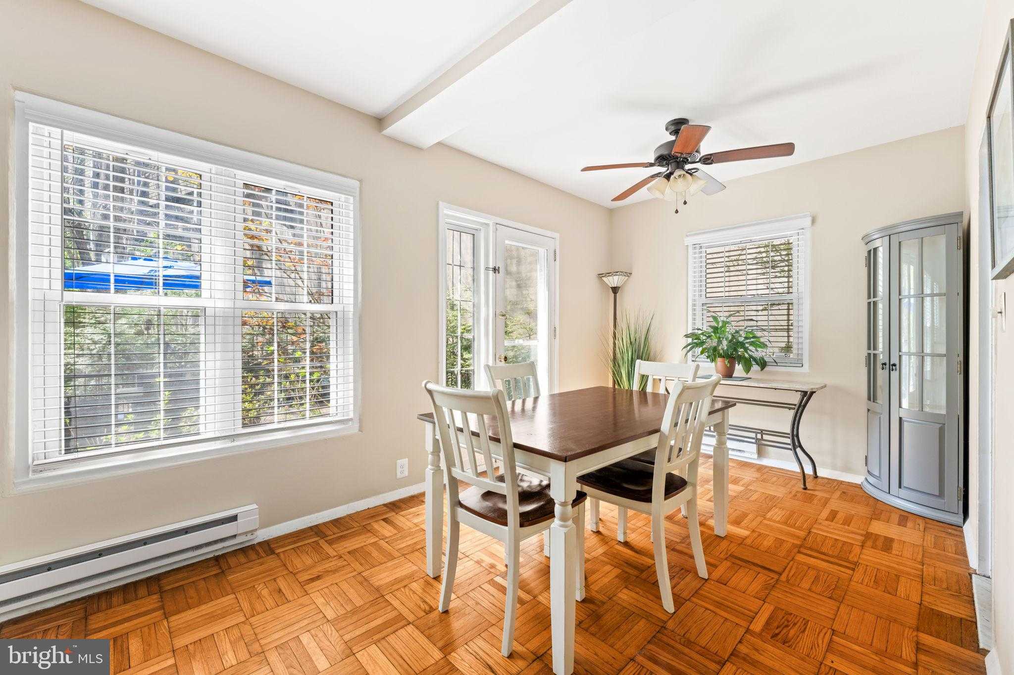 1439 Martha Custis Dr photo 13