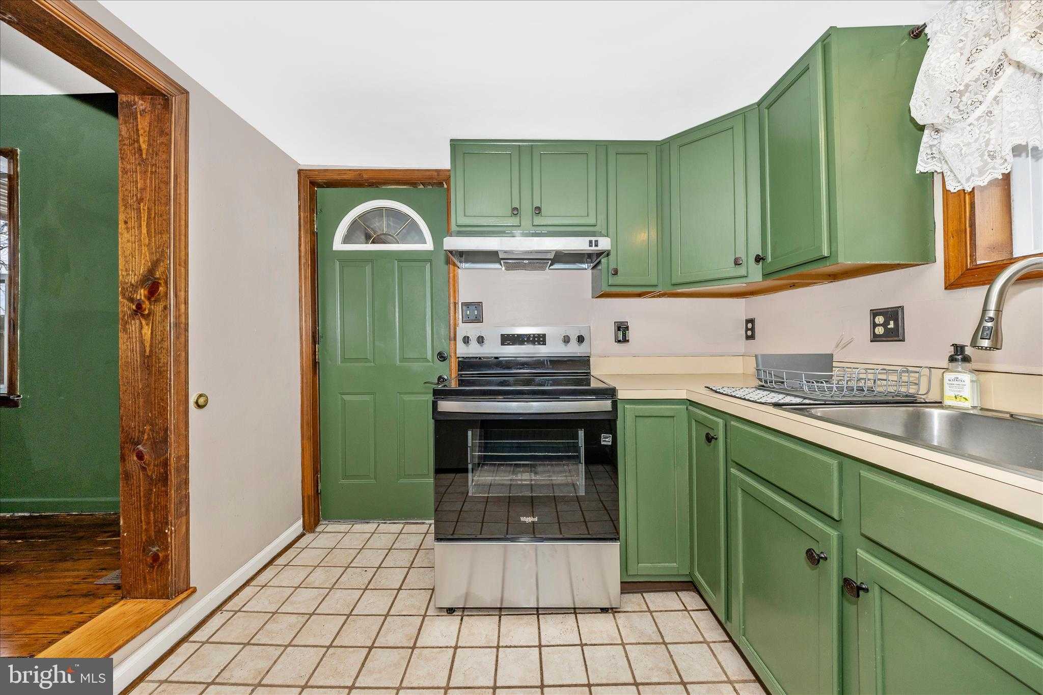 108 Water St photo 13