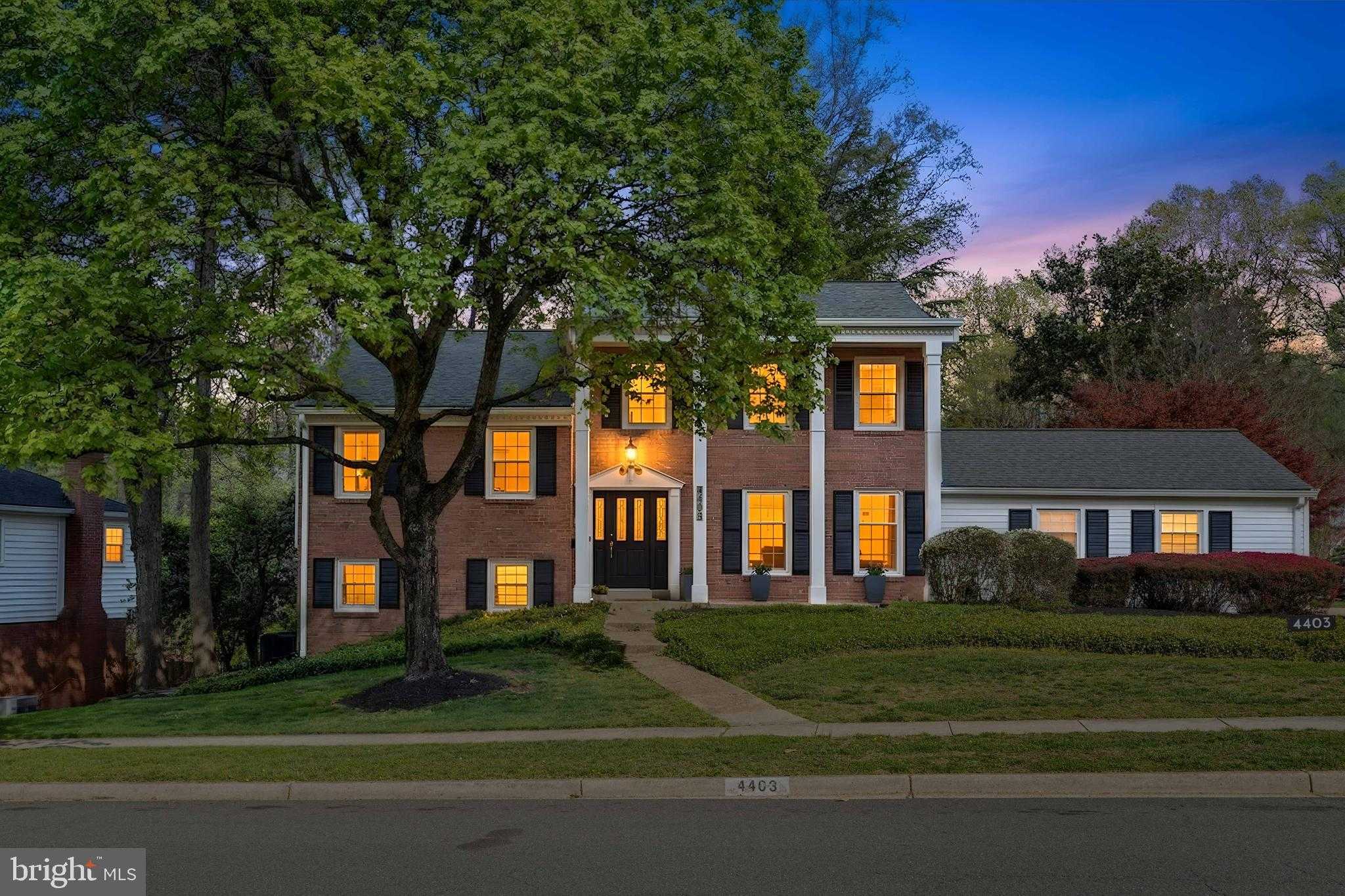 4403 Wakefield Dr photo 2