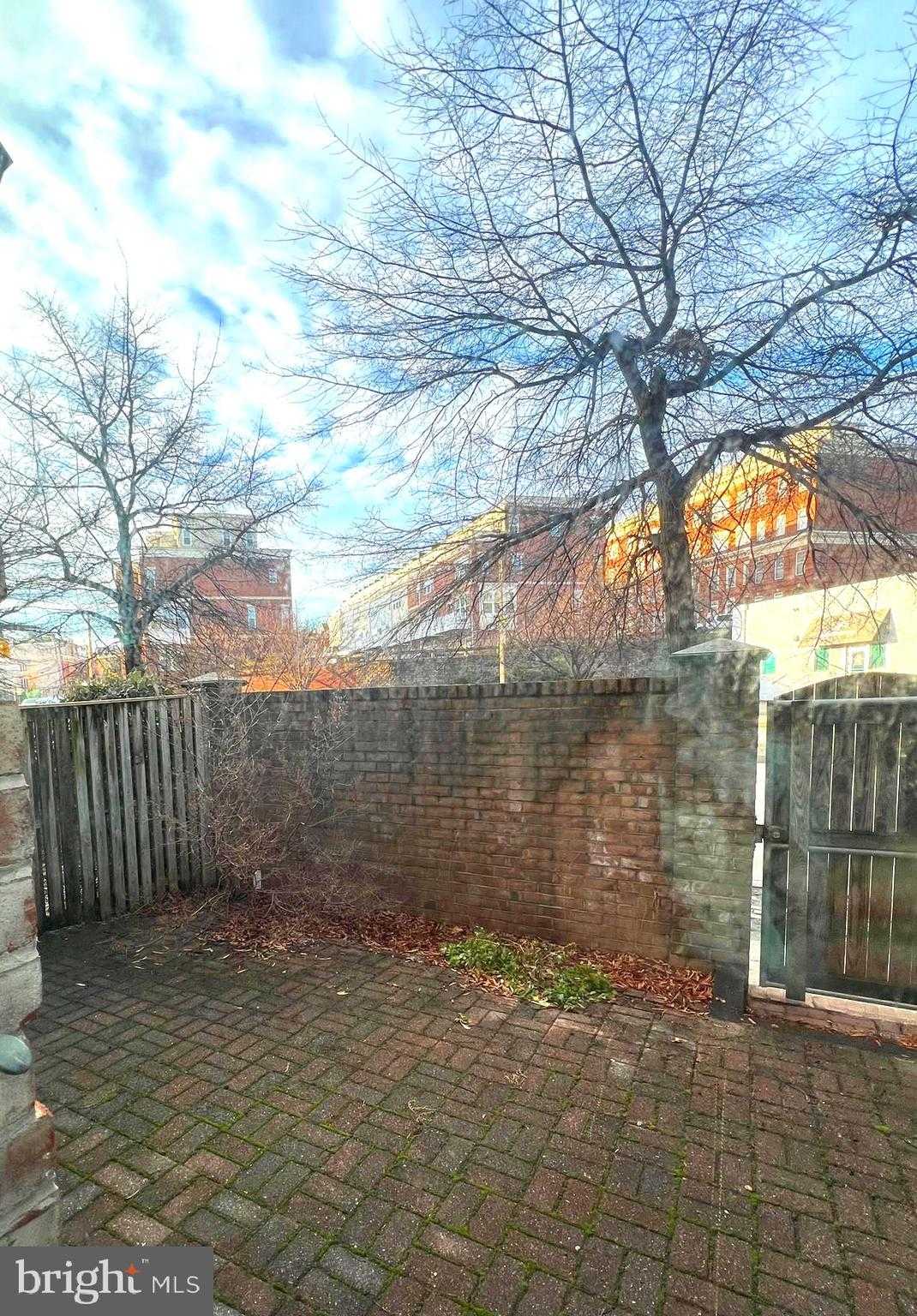 1254 Harbor Island Walk photo 32