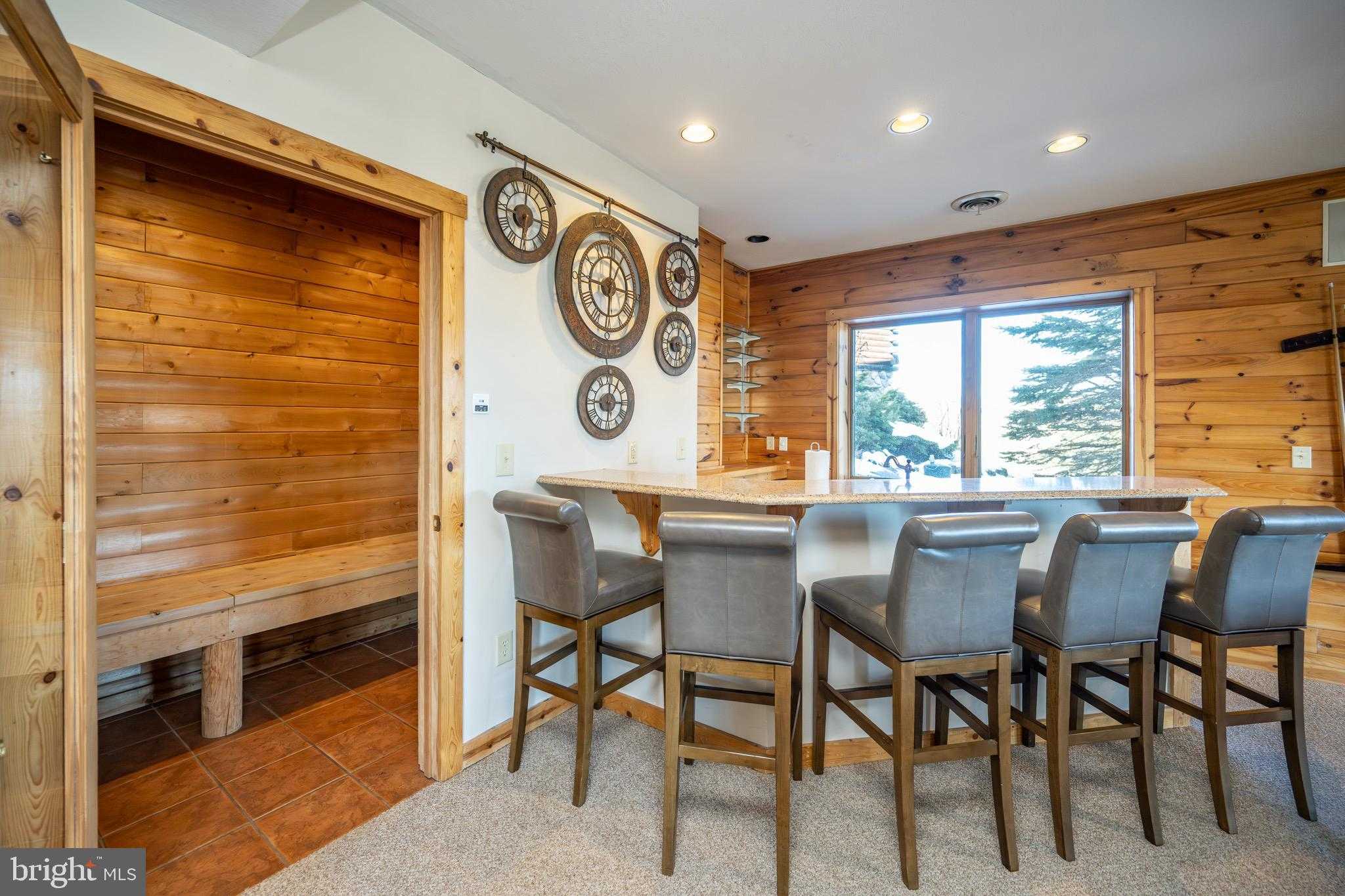 56 Vista CT photo 34