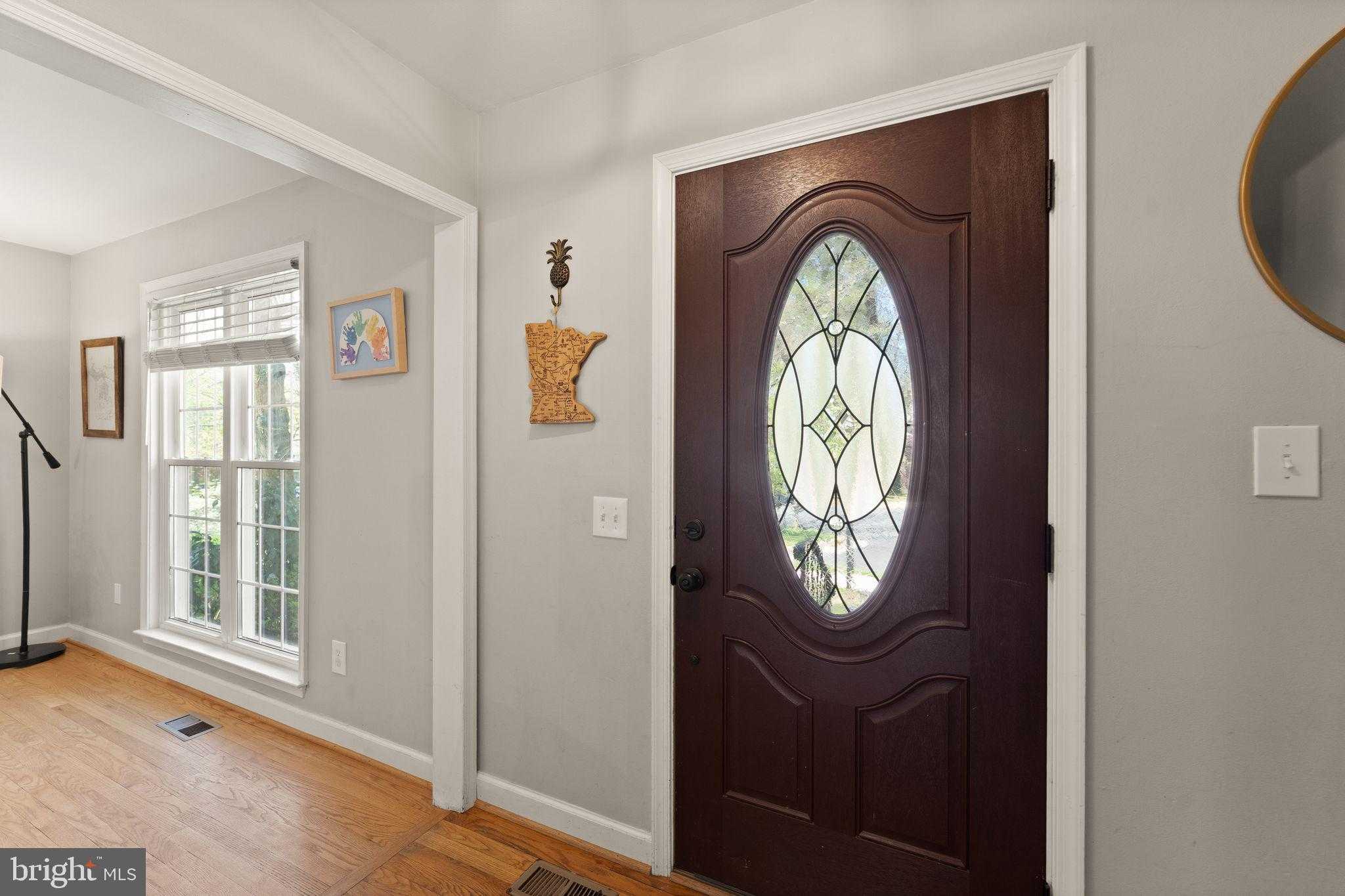 6111 Martins Landing CT photo 8