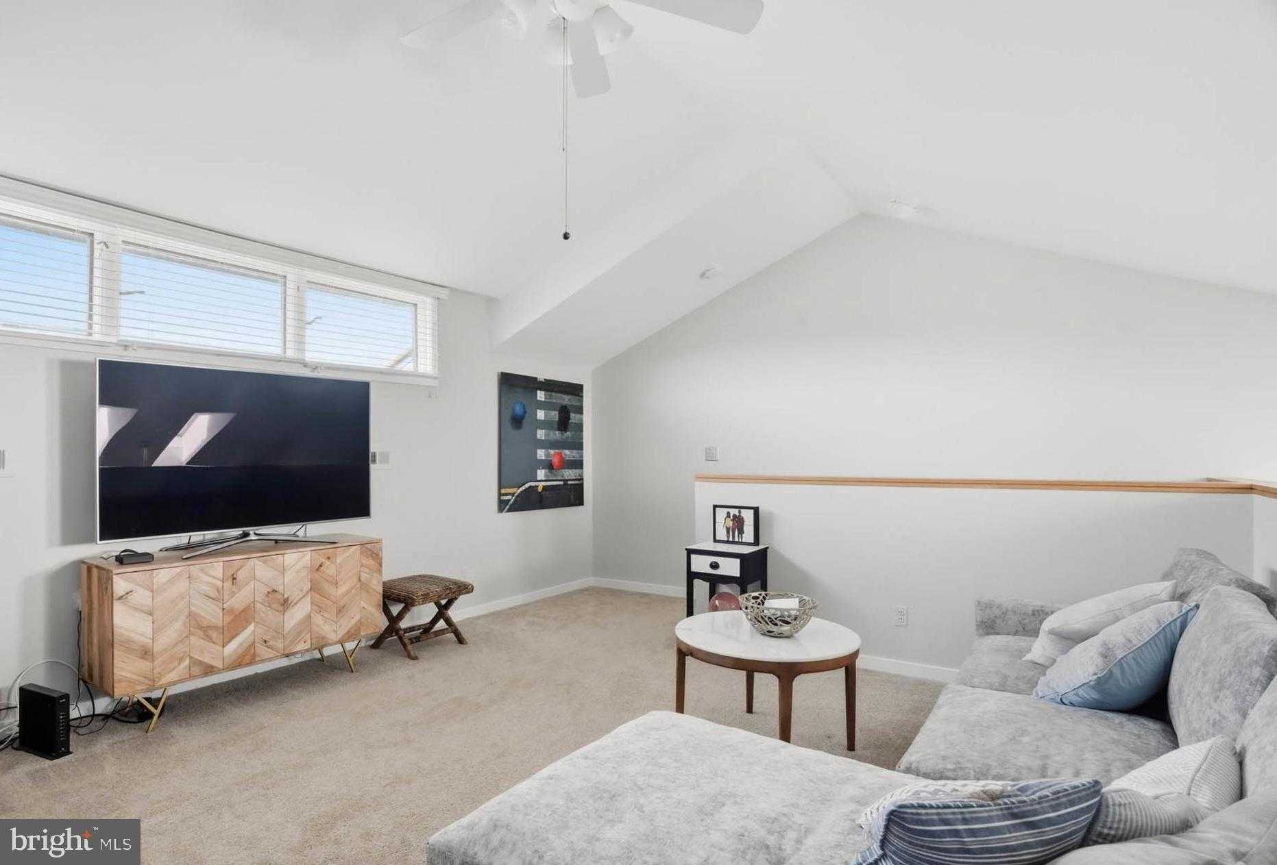 2010 Quay Village CT Apt 201 photo 25