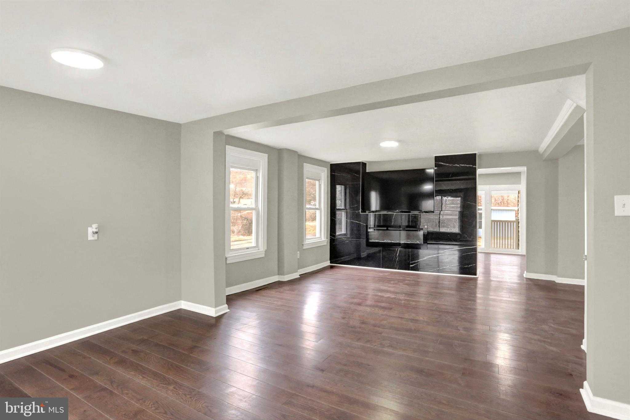 284 Marsh Run Rd photo 3