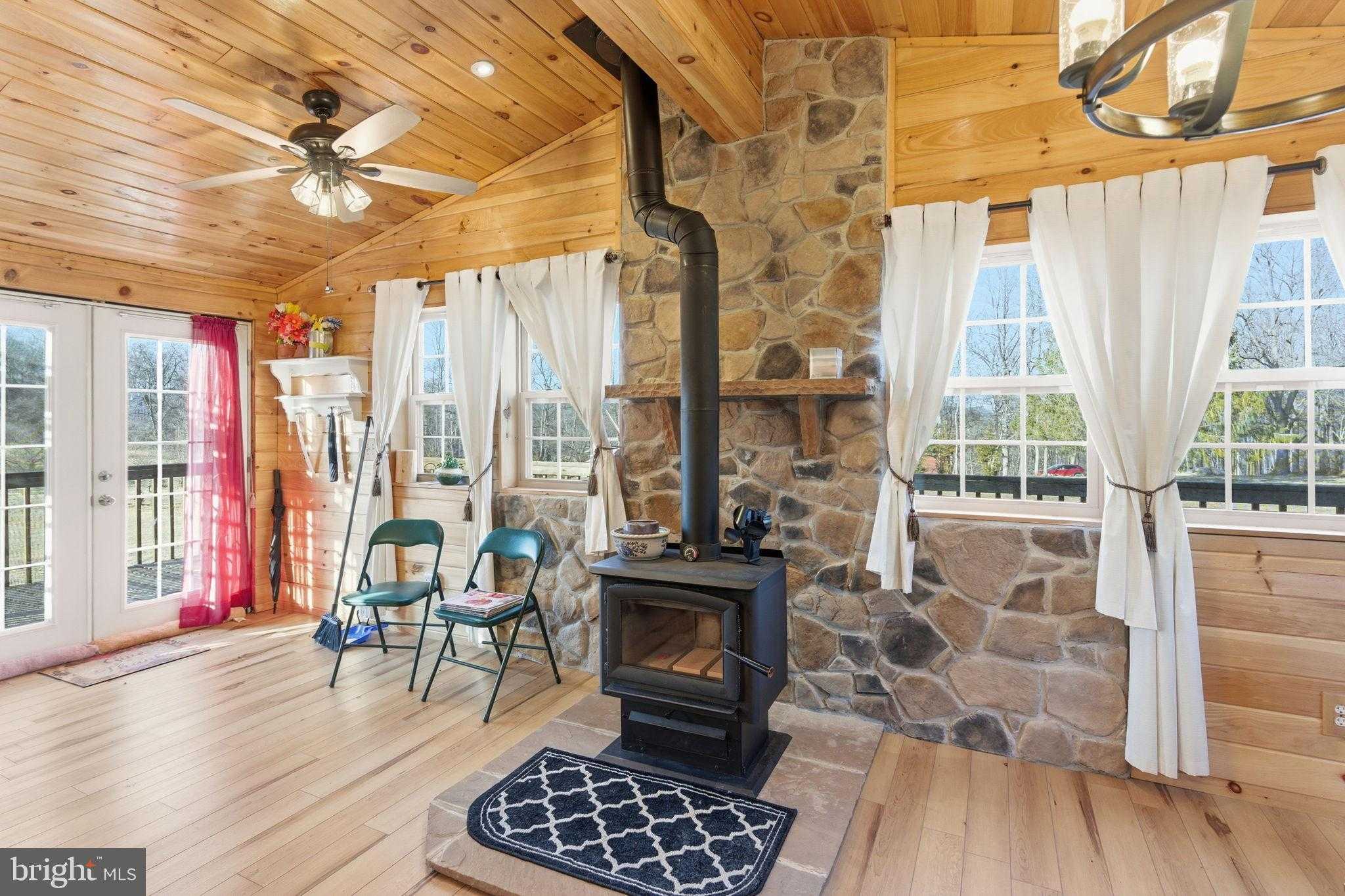 490 Stellar Way photo 11