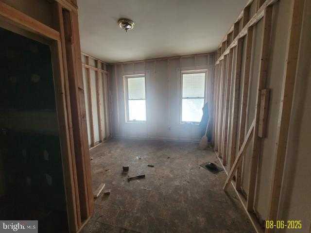 1818 Clifton Ave photo 17