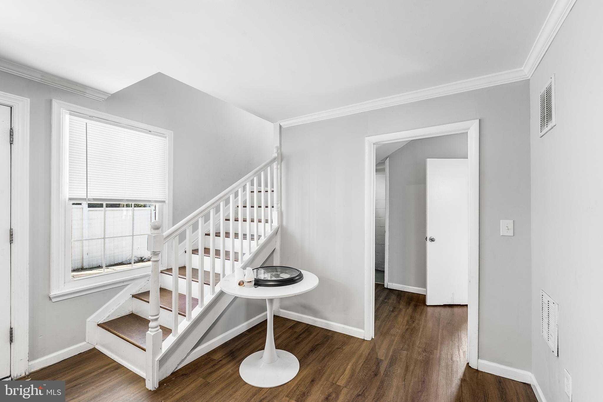 2 Fusting Ave photo 6