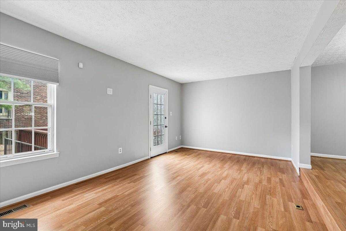 8119 Greenspring Valley Rd photo 15