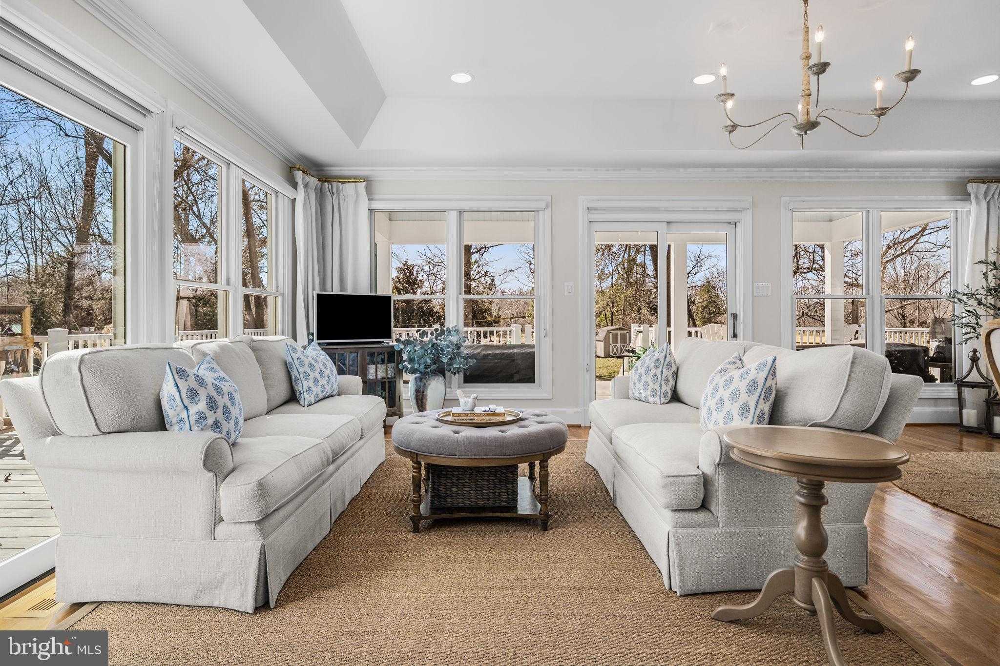 8897 Mcnair Dr photo 15