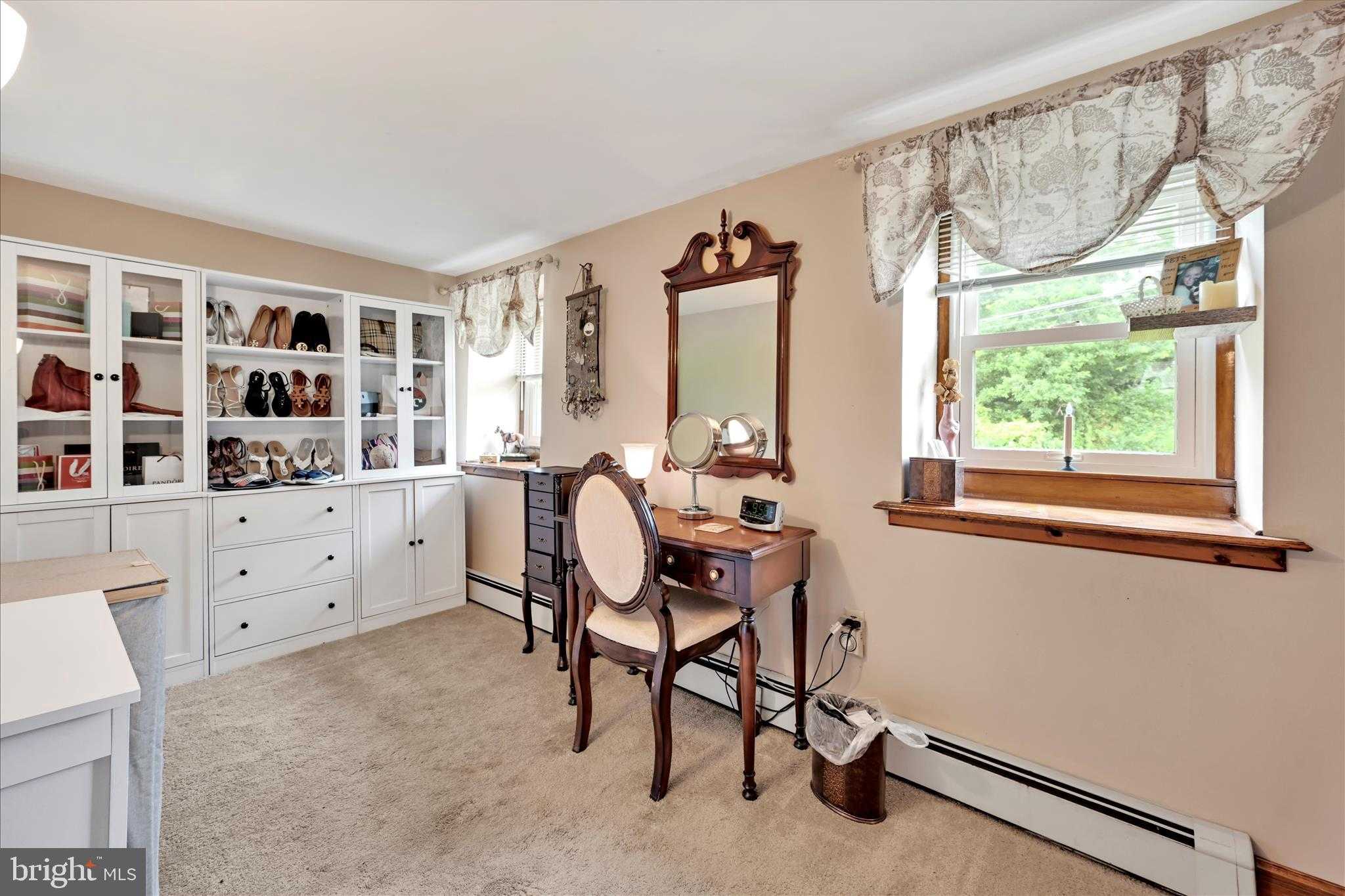 321 Garey Rd photo 42