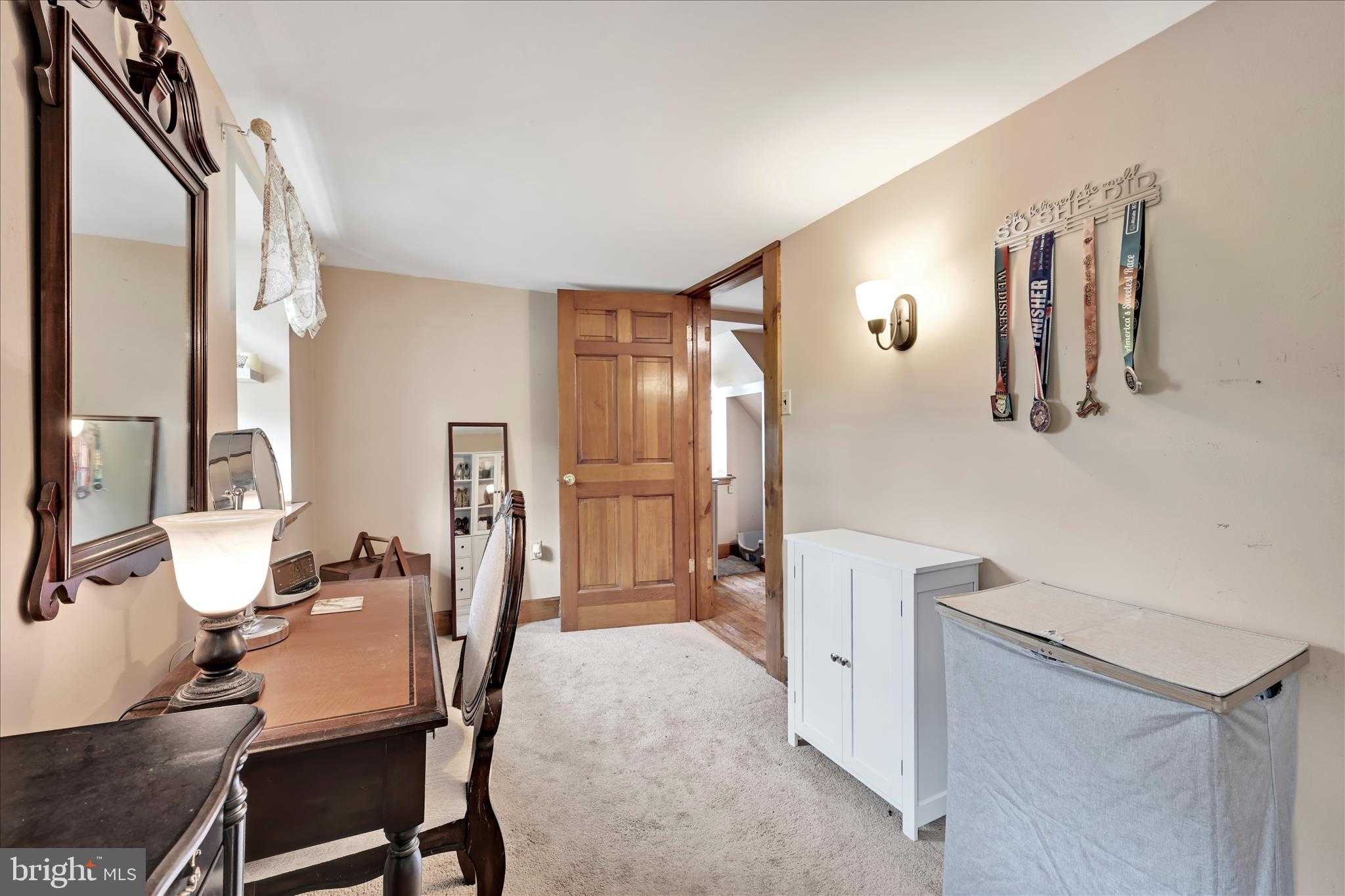 321 Garey Rd photo 43