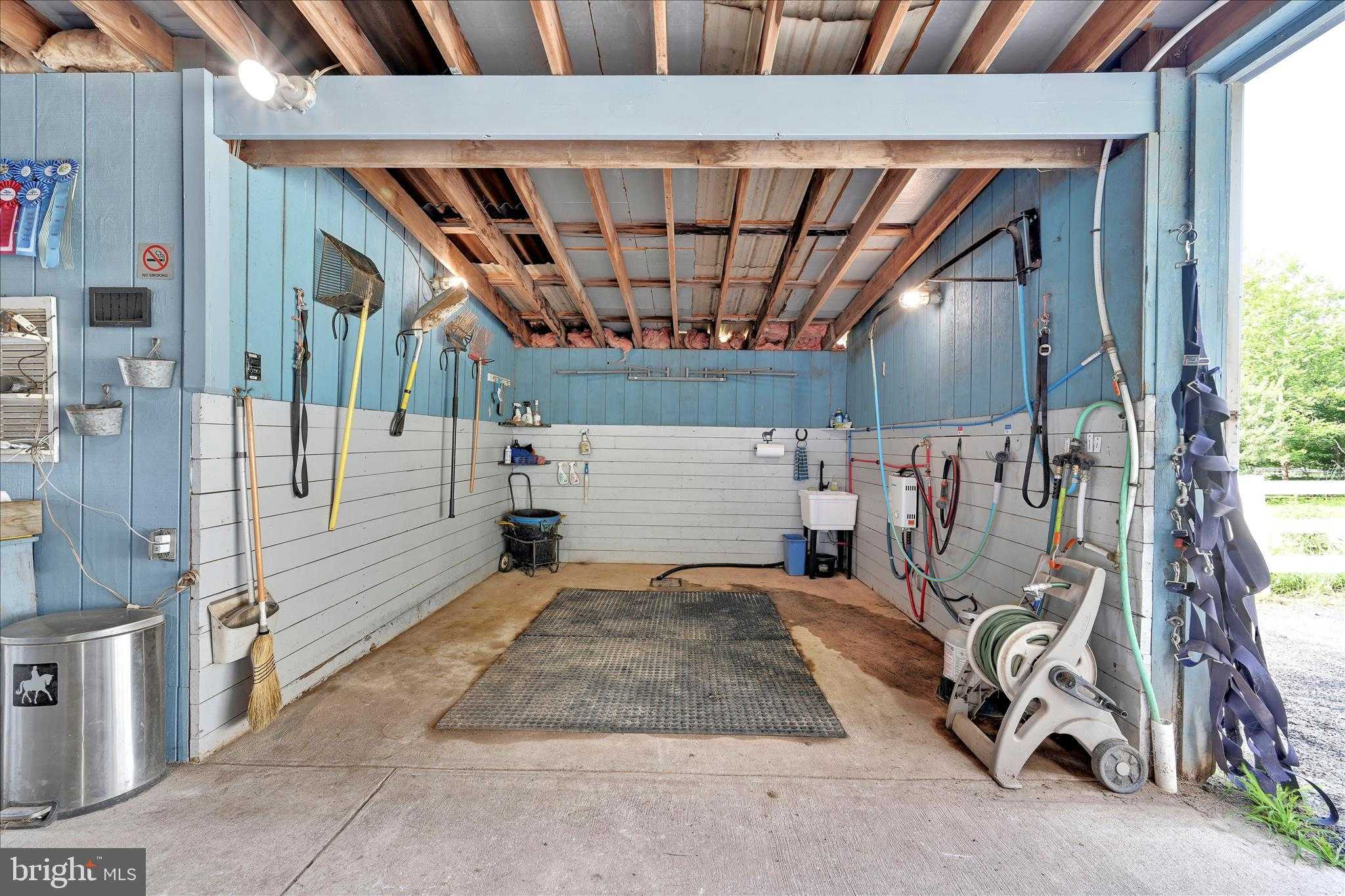 321 Garey Rd photo 80