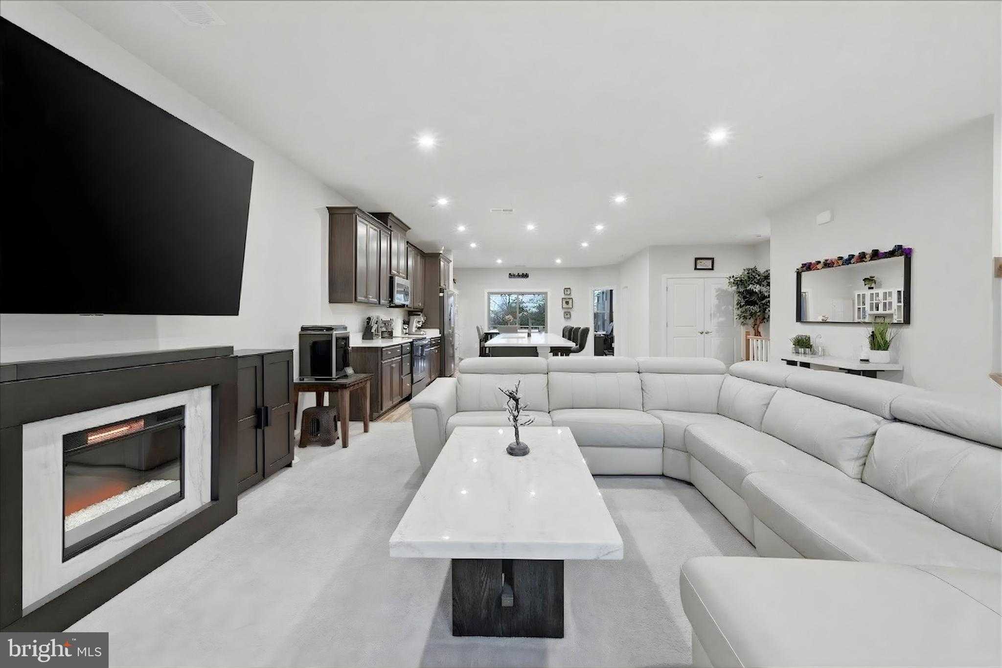 13506 Innovation Station Loop photo 3