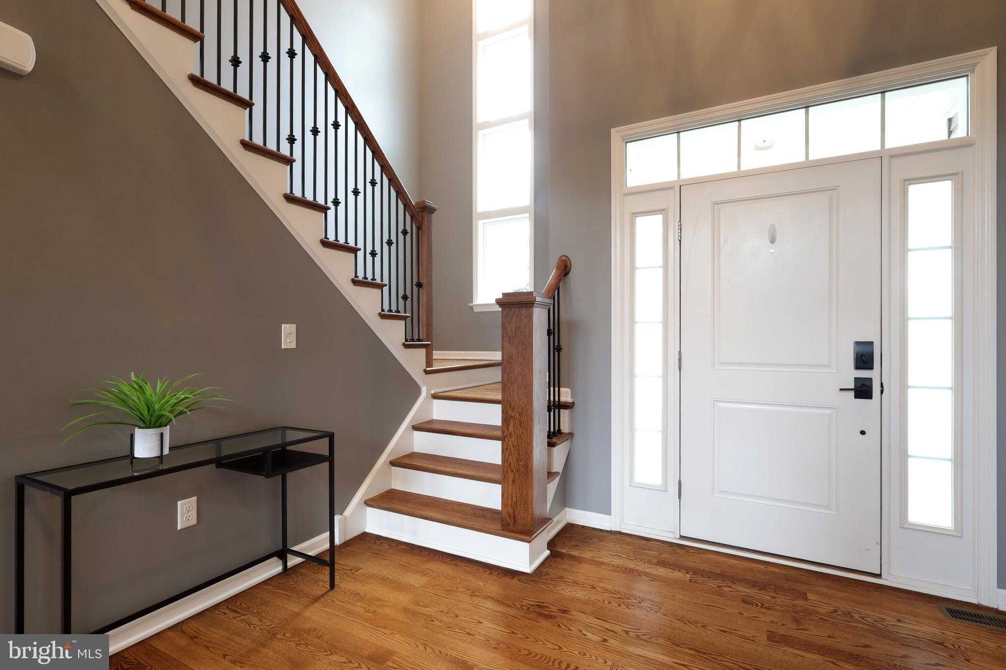 170 Fernleaf CT photo 32