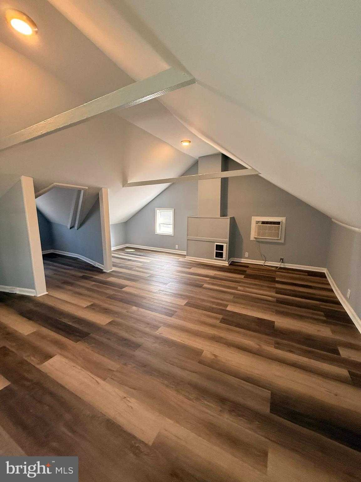 34 Elizabeth St photo 25