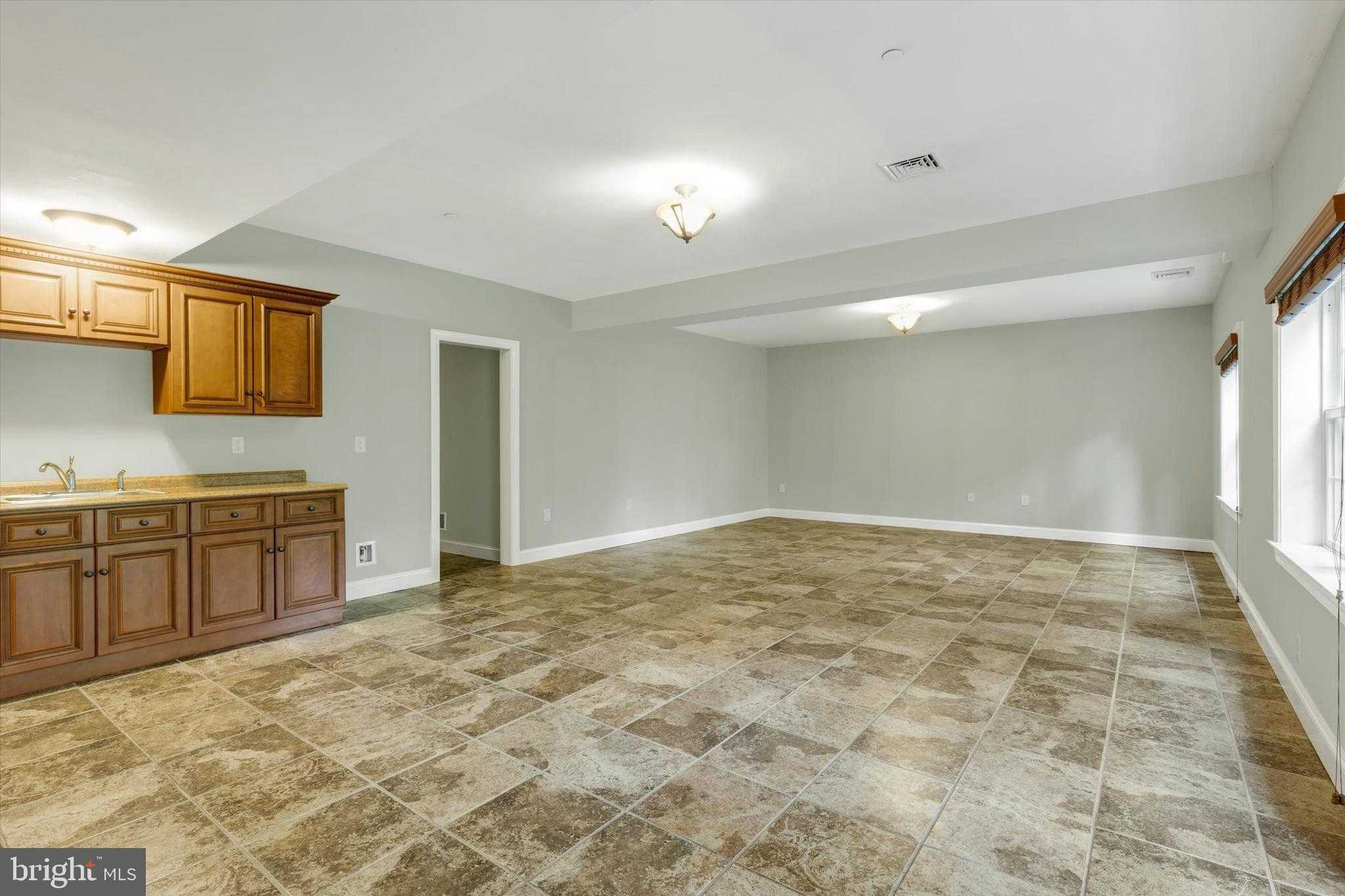 100 Landon Way photo 19