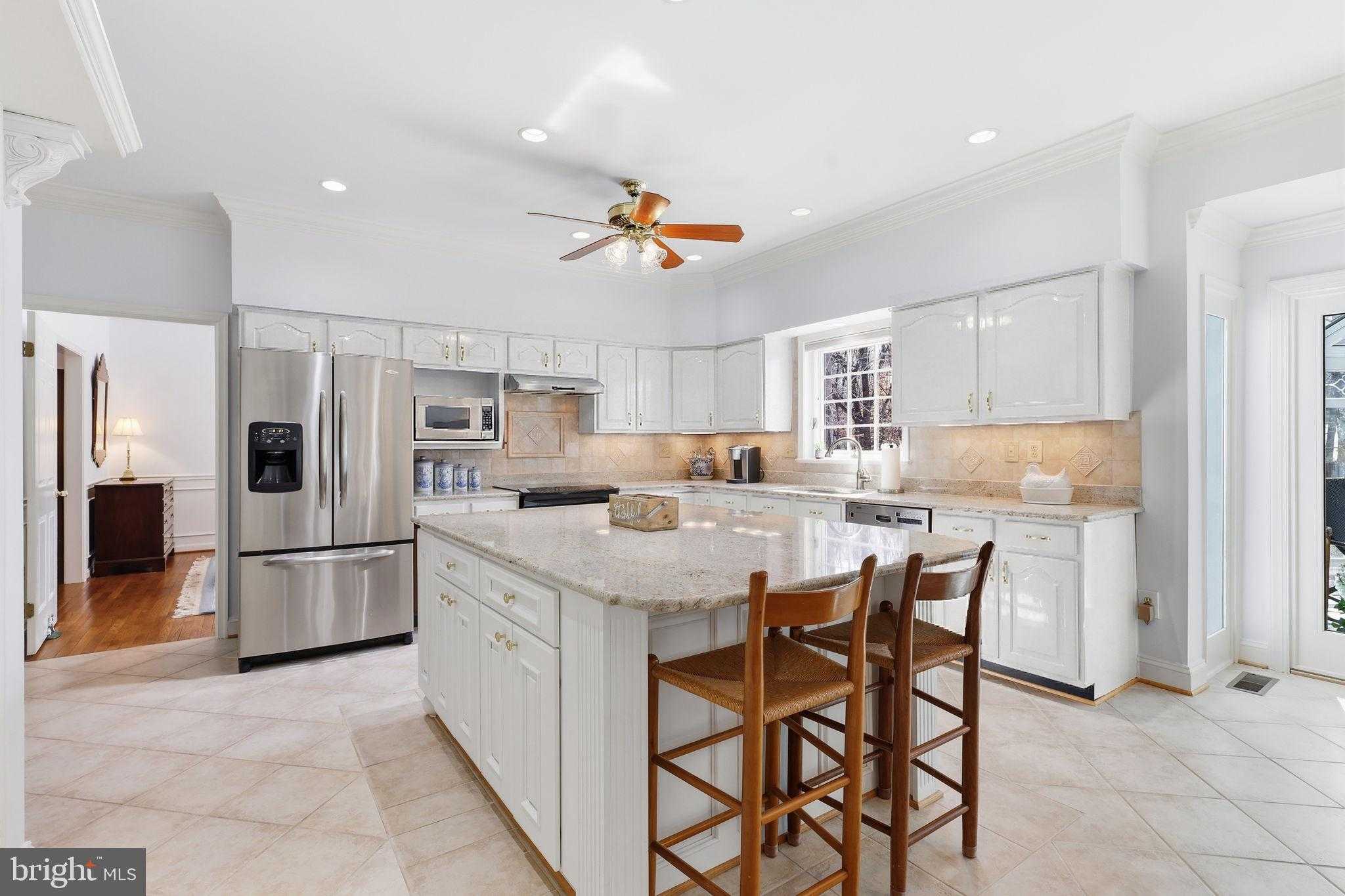 11531 Mamie Ln photo 8