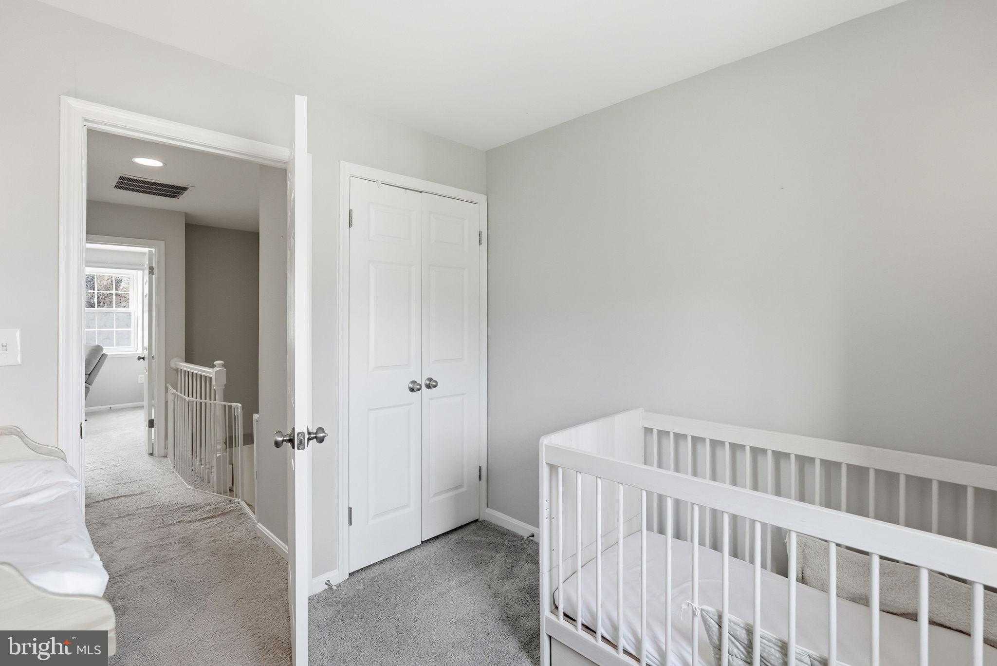 1077 Copperstone CT photo 19