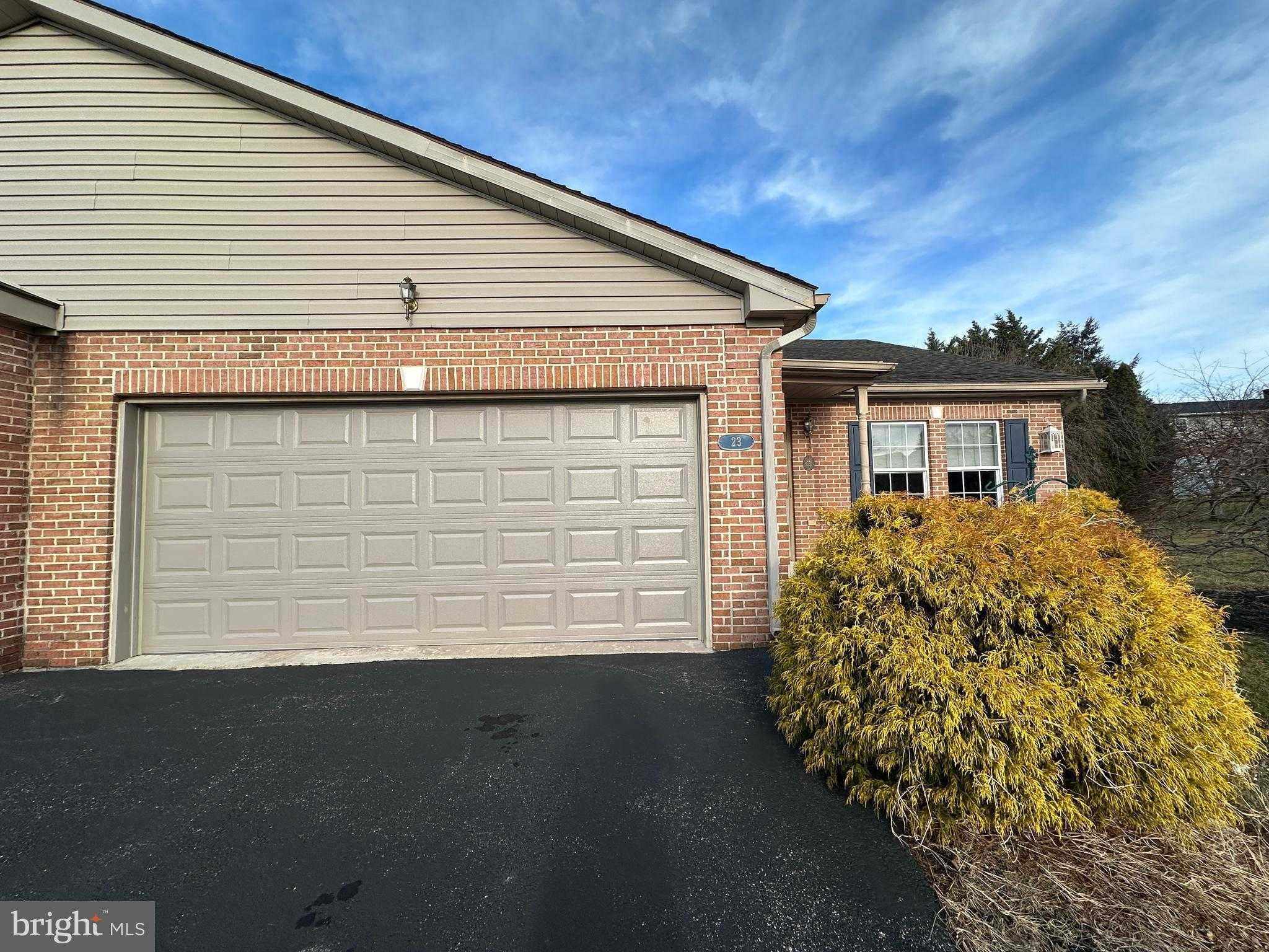 23 Homestead Dr photo 4