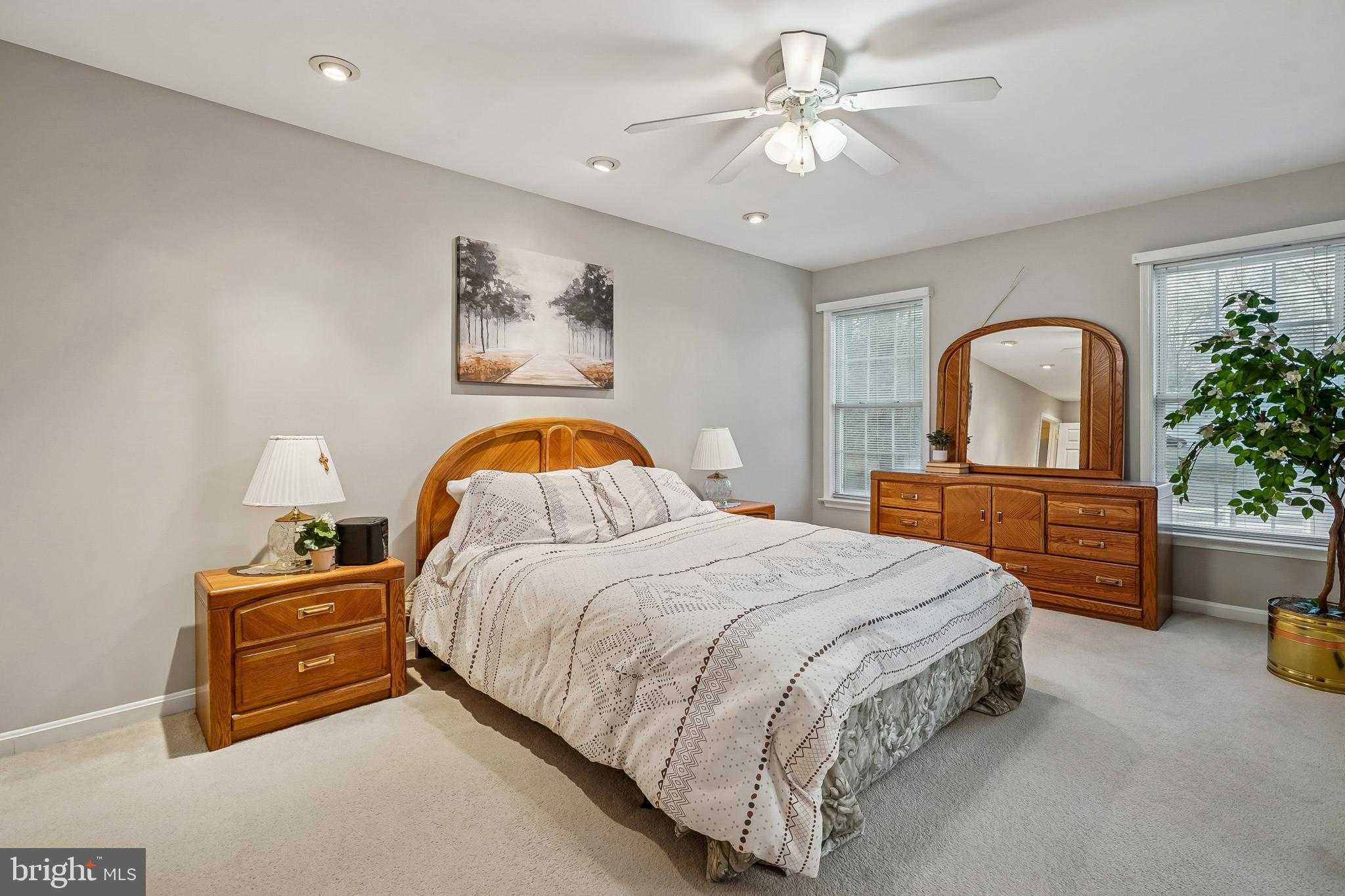 10129 Sharon Springs Dr photo 15