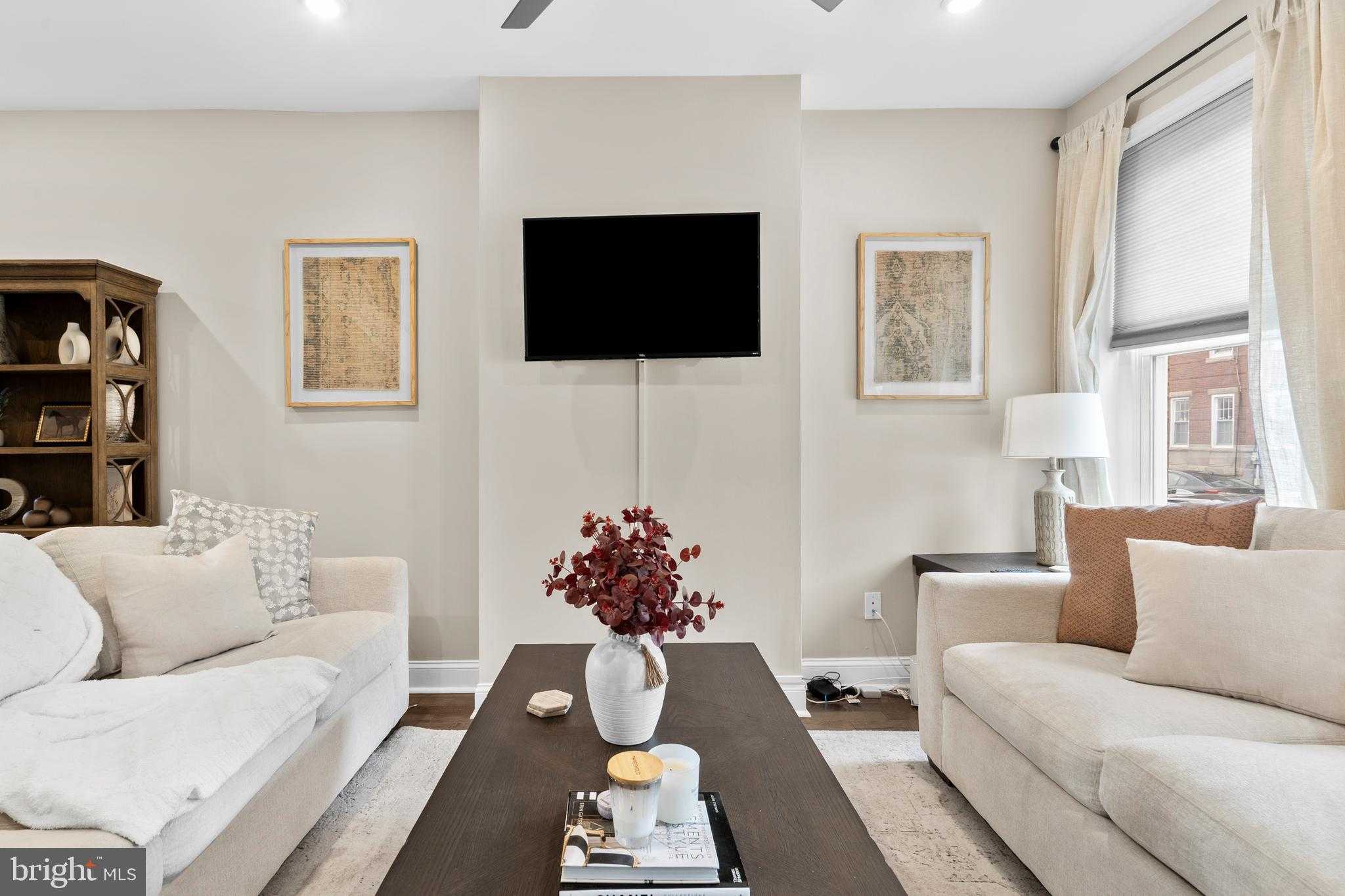 2427 E Clearfield St photo 8