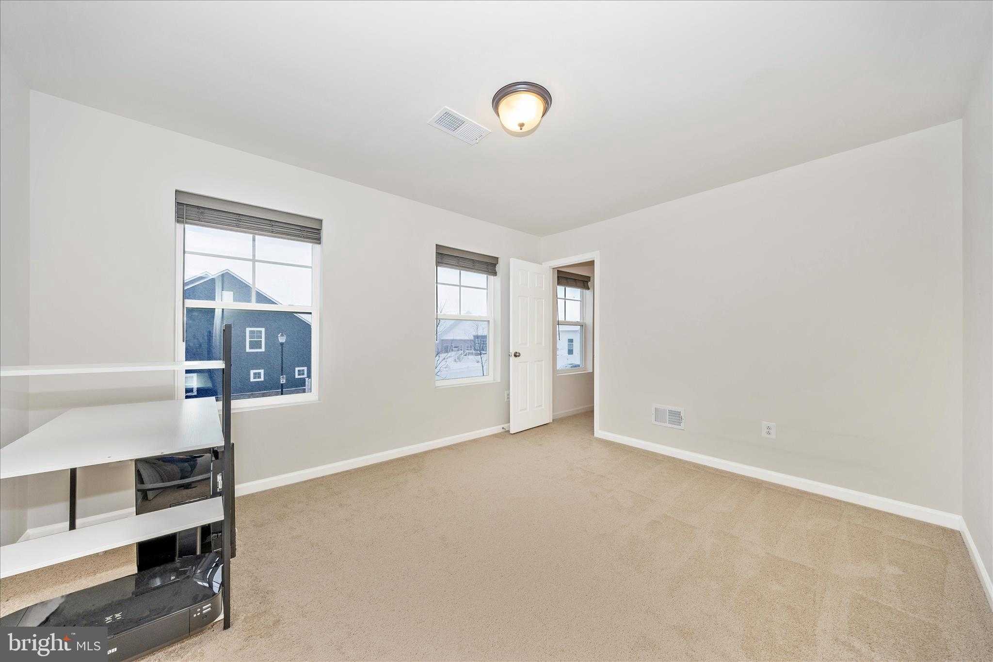 2805 Hillfield Dr photo 26