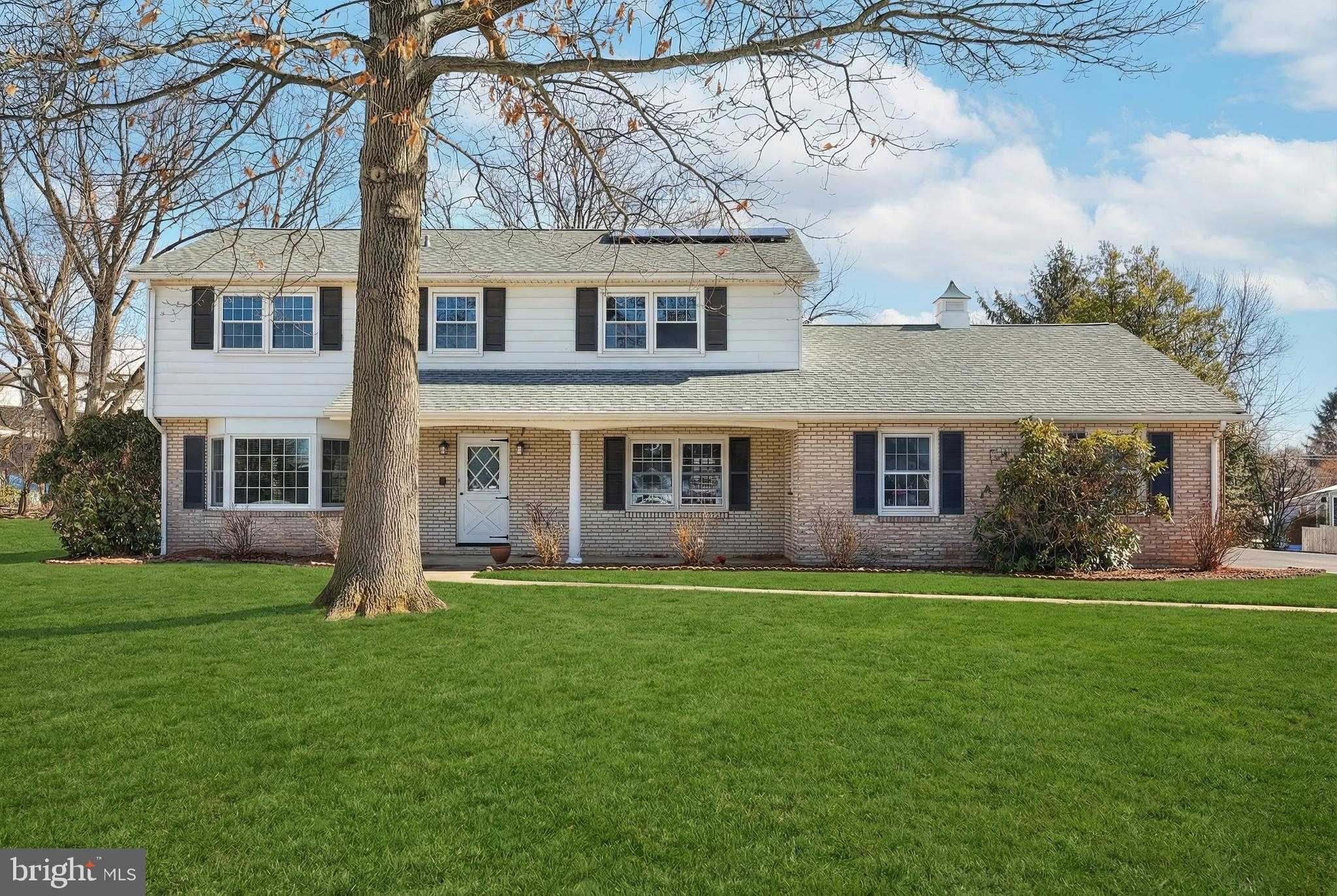 1156 Detwiler Dr photo 2