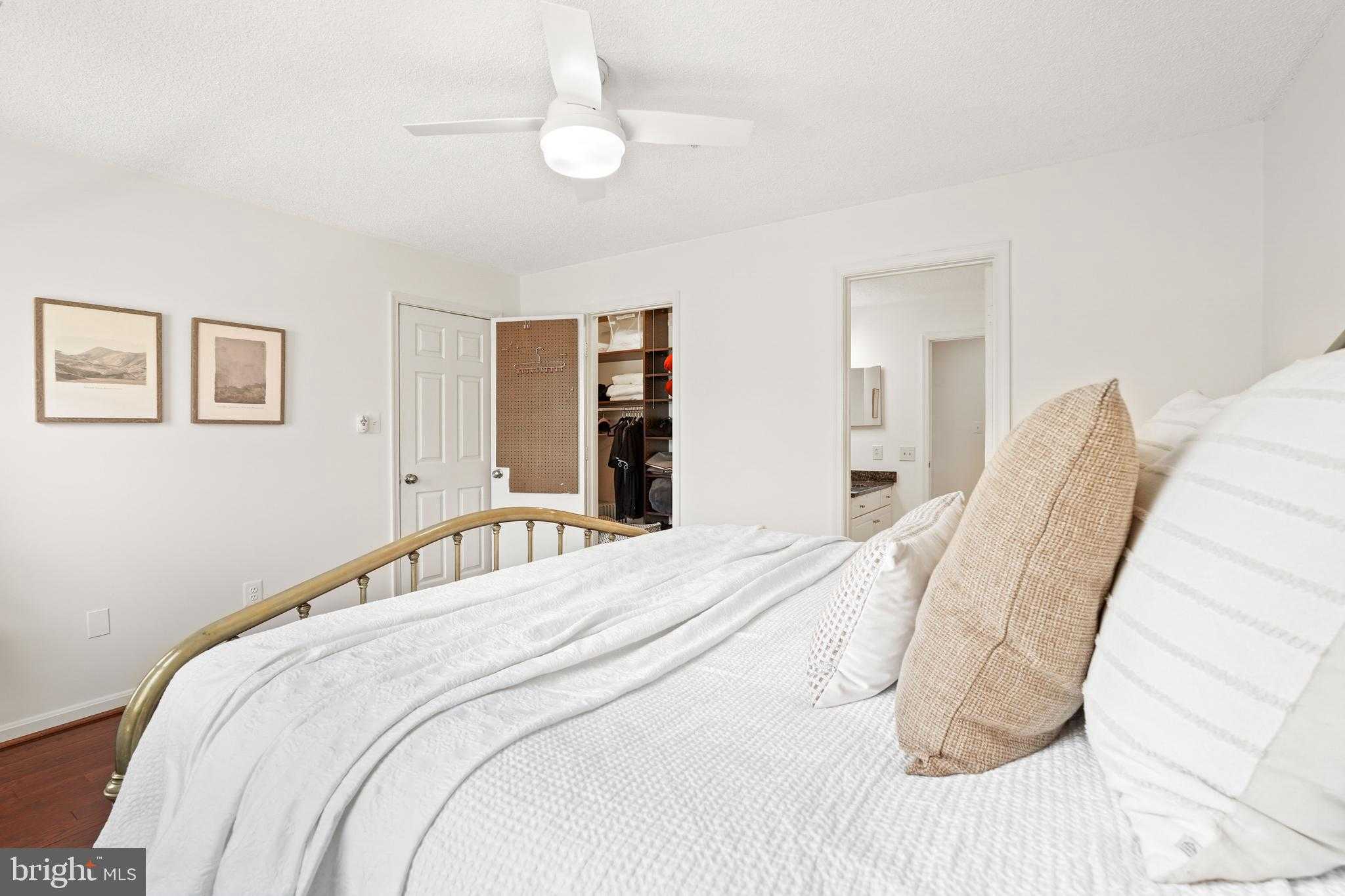 12901 Churchill Ridge Cir Apt 13 photo 17