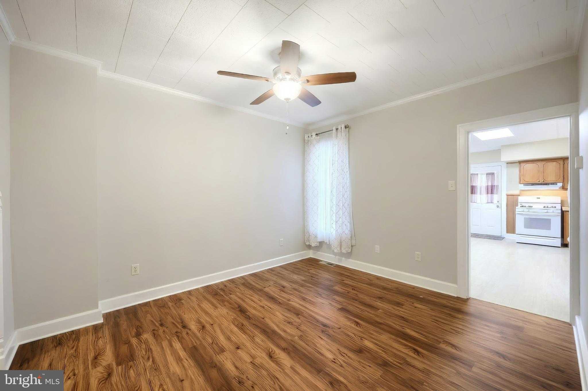 213 Parkway Blvd photo 9